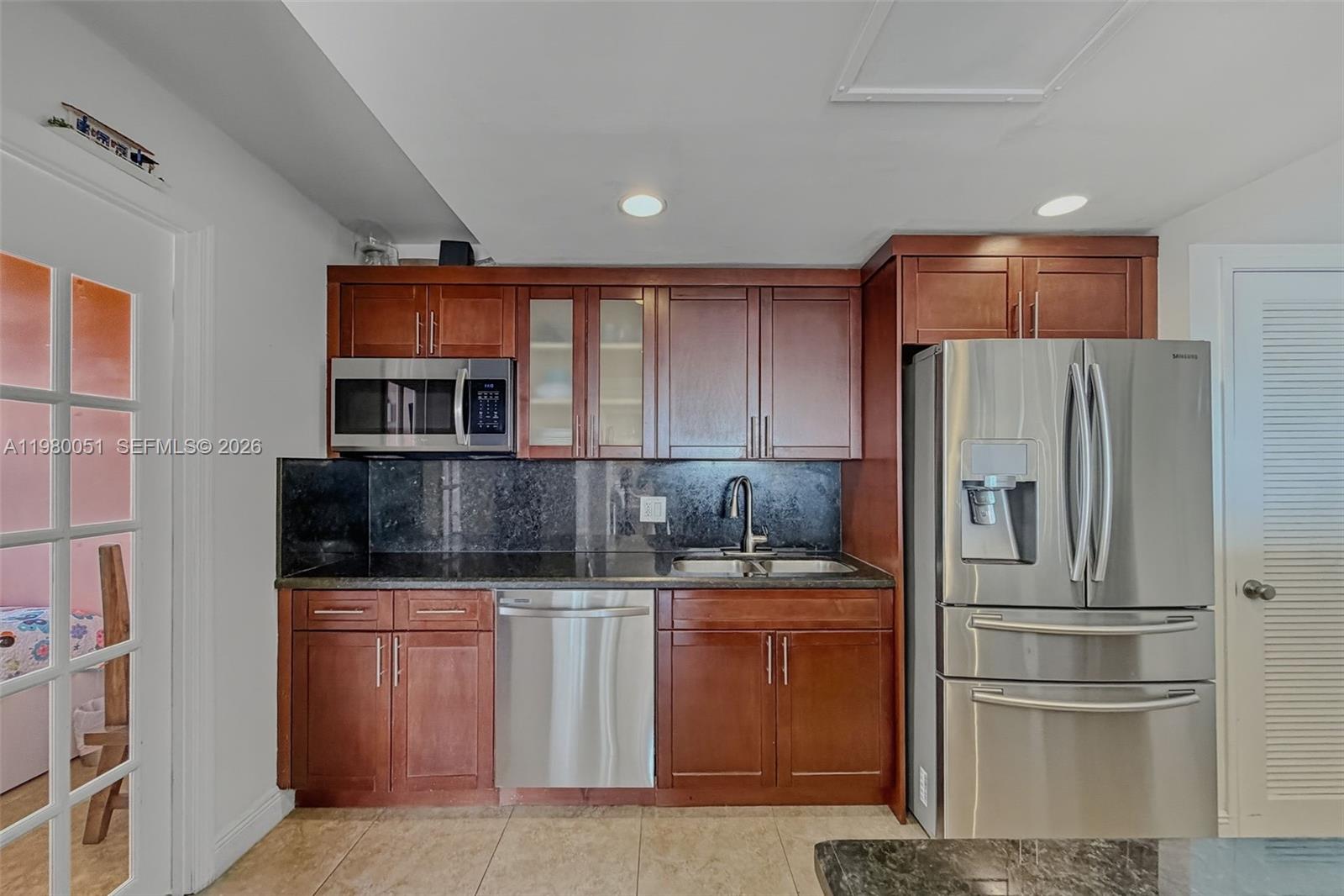 2841 NE 163rd St #802 North Miami Beach, FL 33160