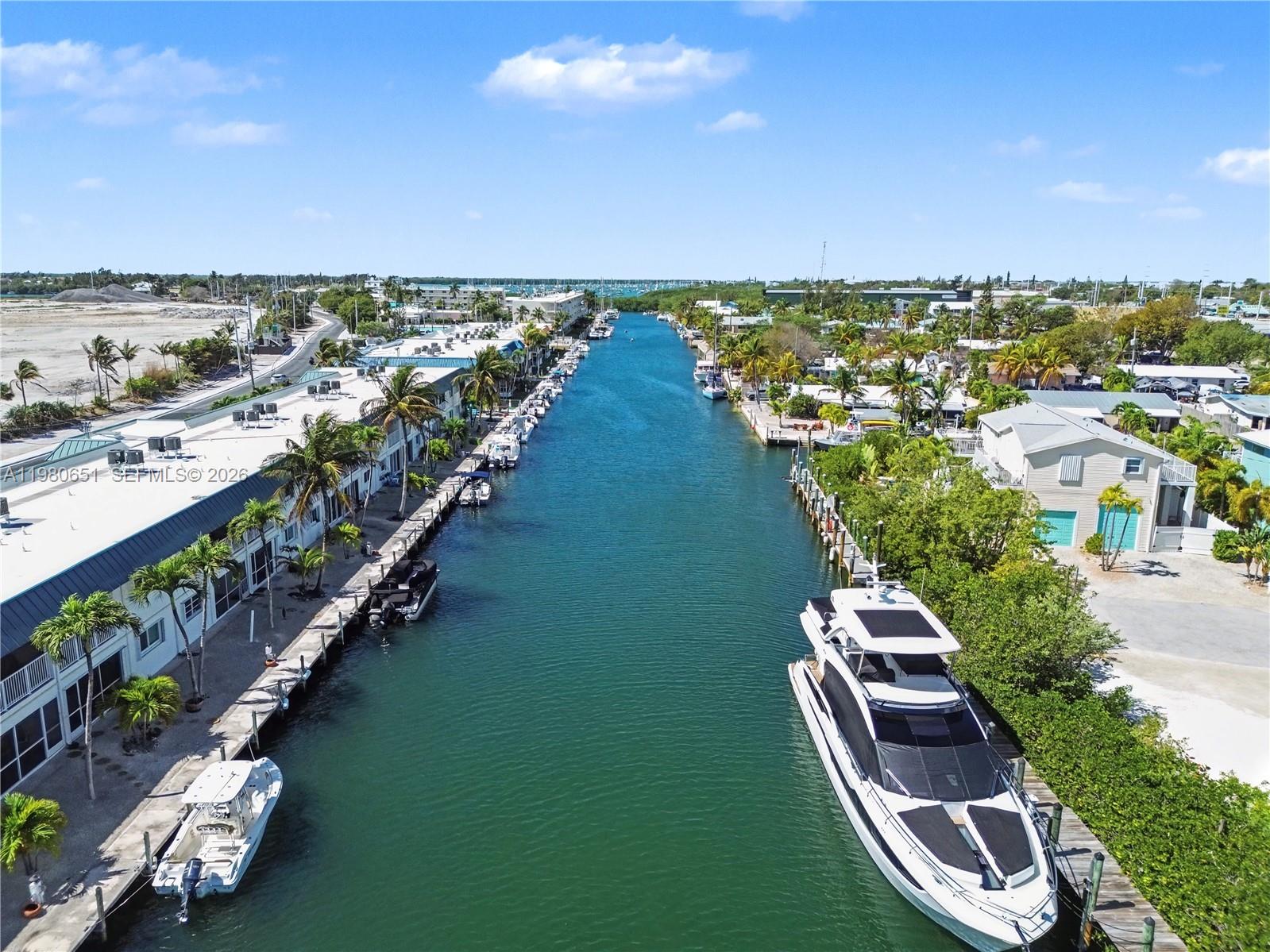 5301 Ocean Ter #7 Marathon, FL 33050