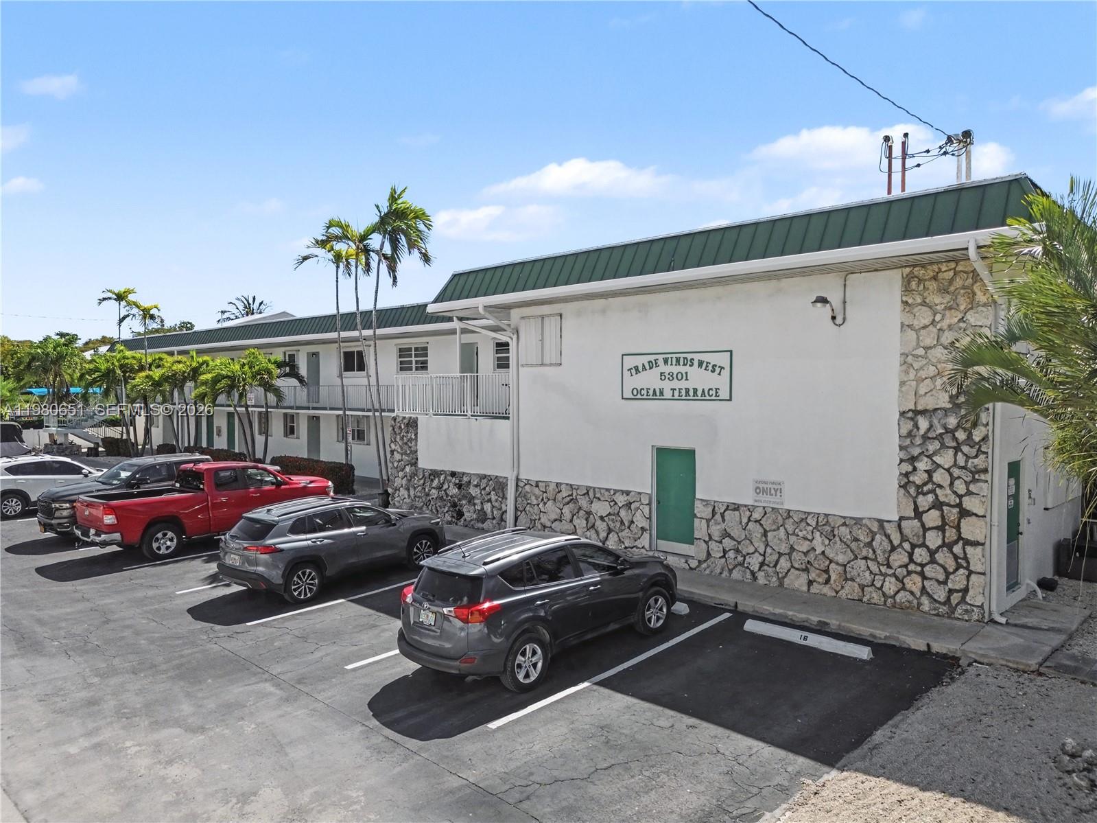 5301 Ocean Ter #7 Marathon, FL 33050