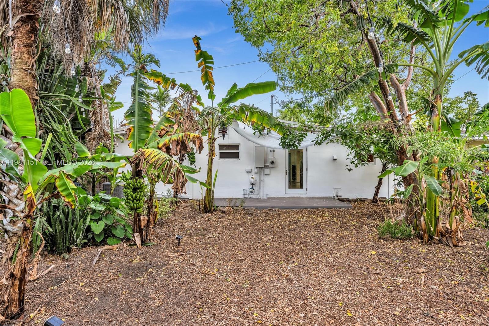 2431 Mayo St Hollywood, FL 33020