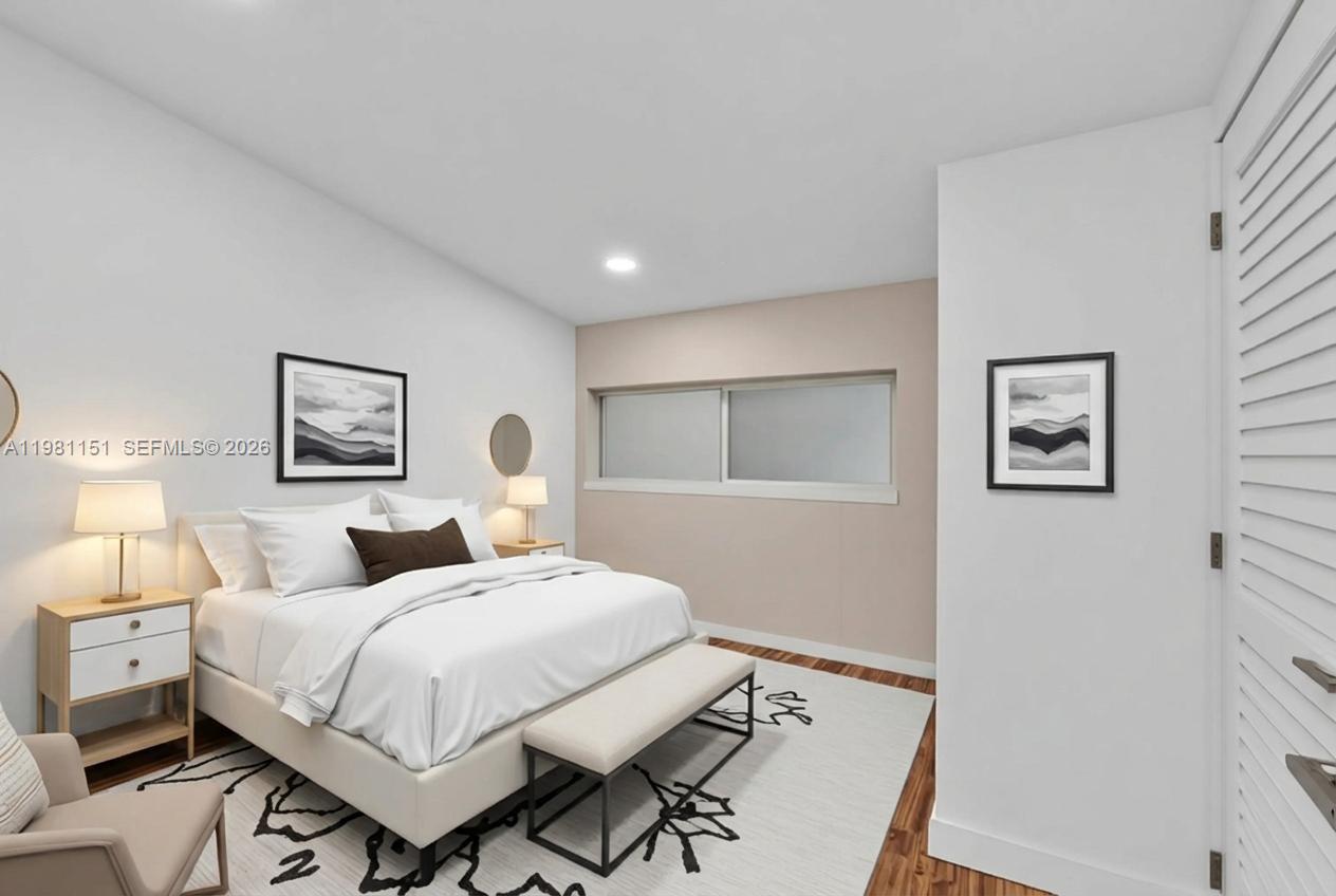 2431 Mayo St Hollywood, FL 33020