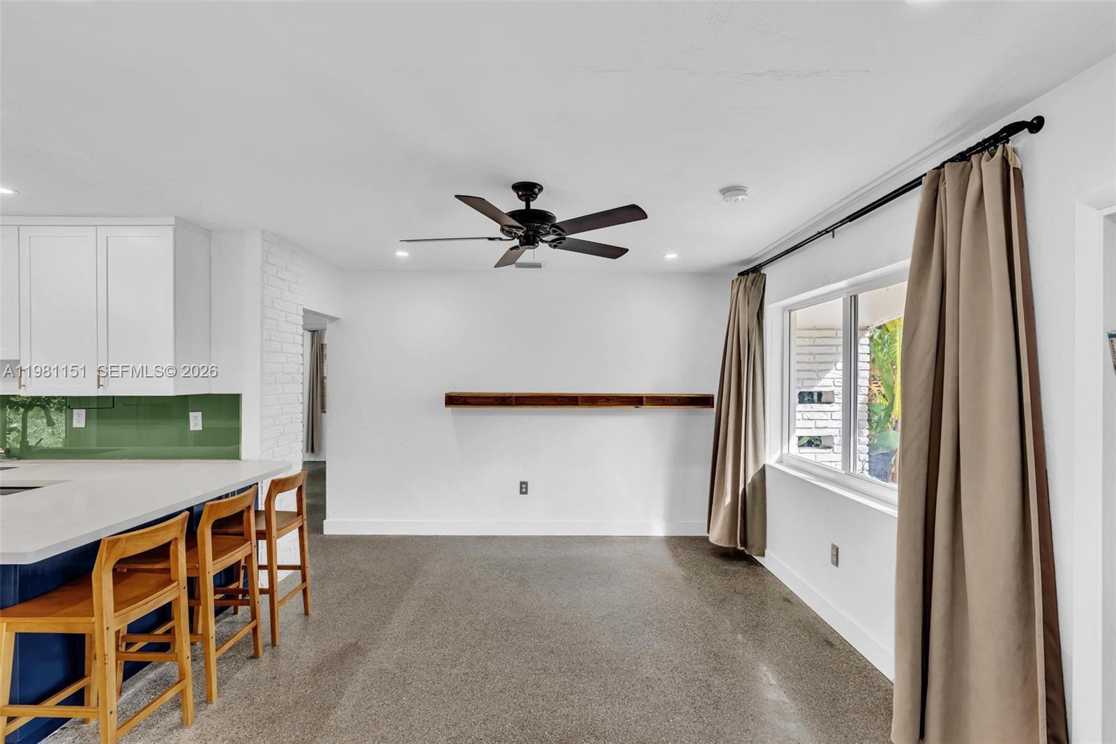 2431 Mayo St Hollywood, FL 33020