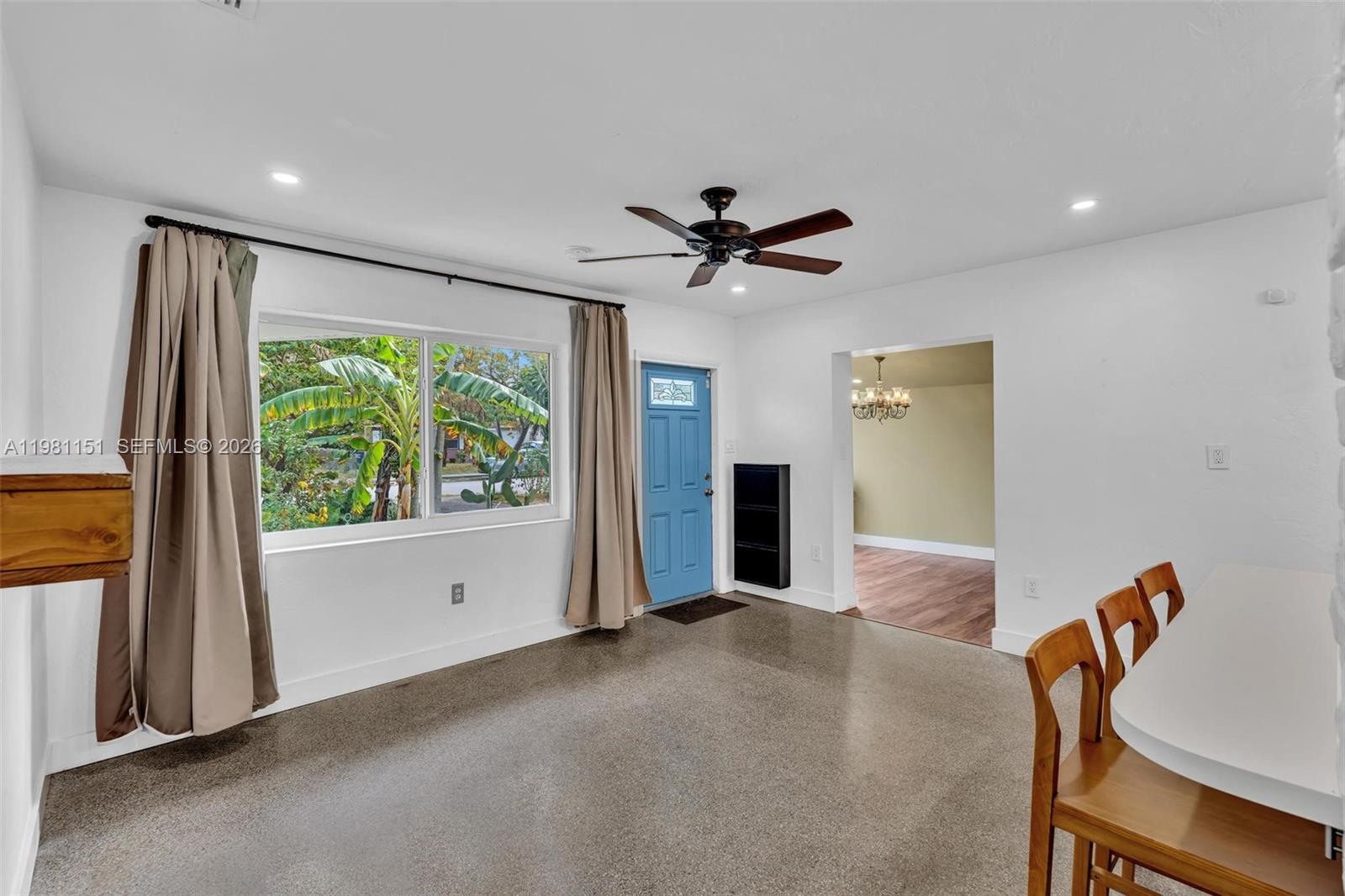 2431 Mayo St Hollywood, FL 33020