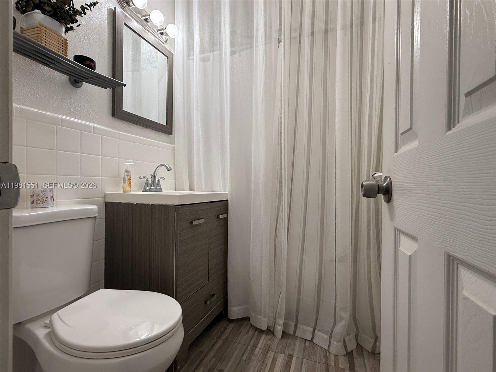 1544 NW 4th Ave Fort Lauderdale, FL 33311