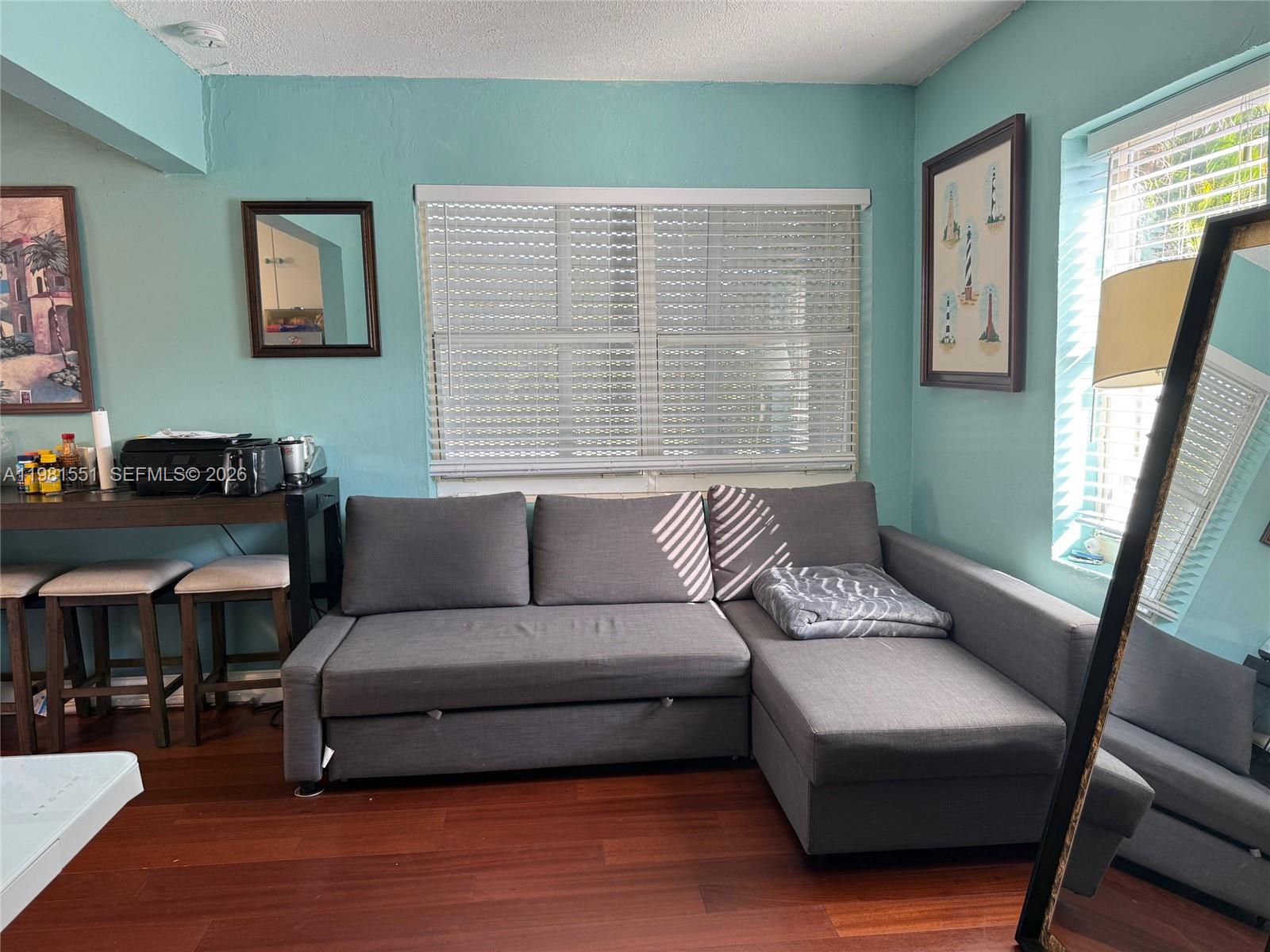 1544 NW 4th Ave Fort Lauderdale, FL 33311