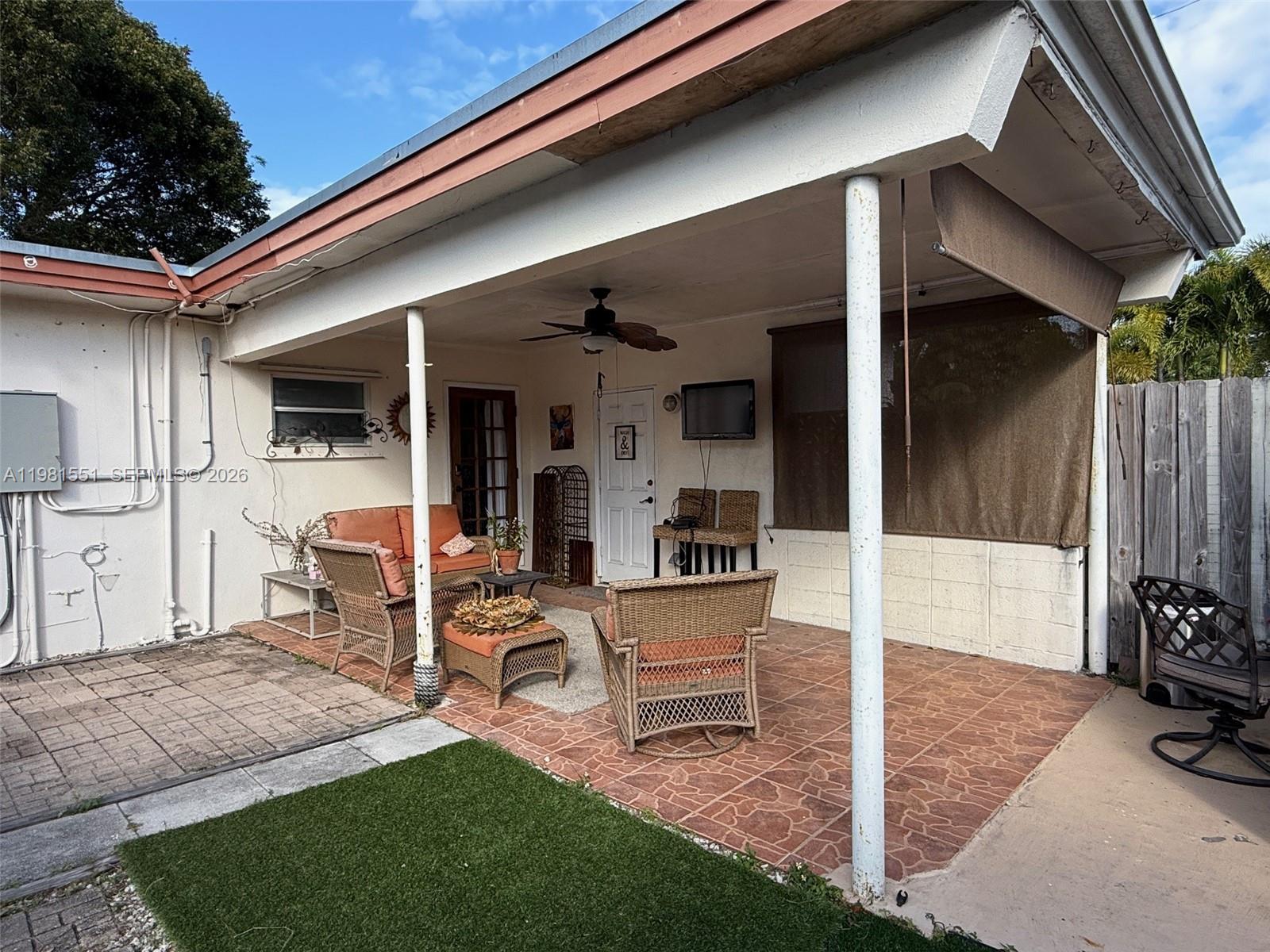 1544 NW 4th Ave Fort Lauderdale, FL 33311