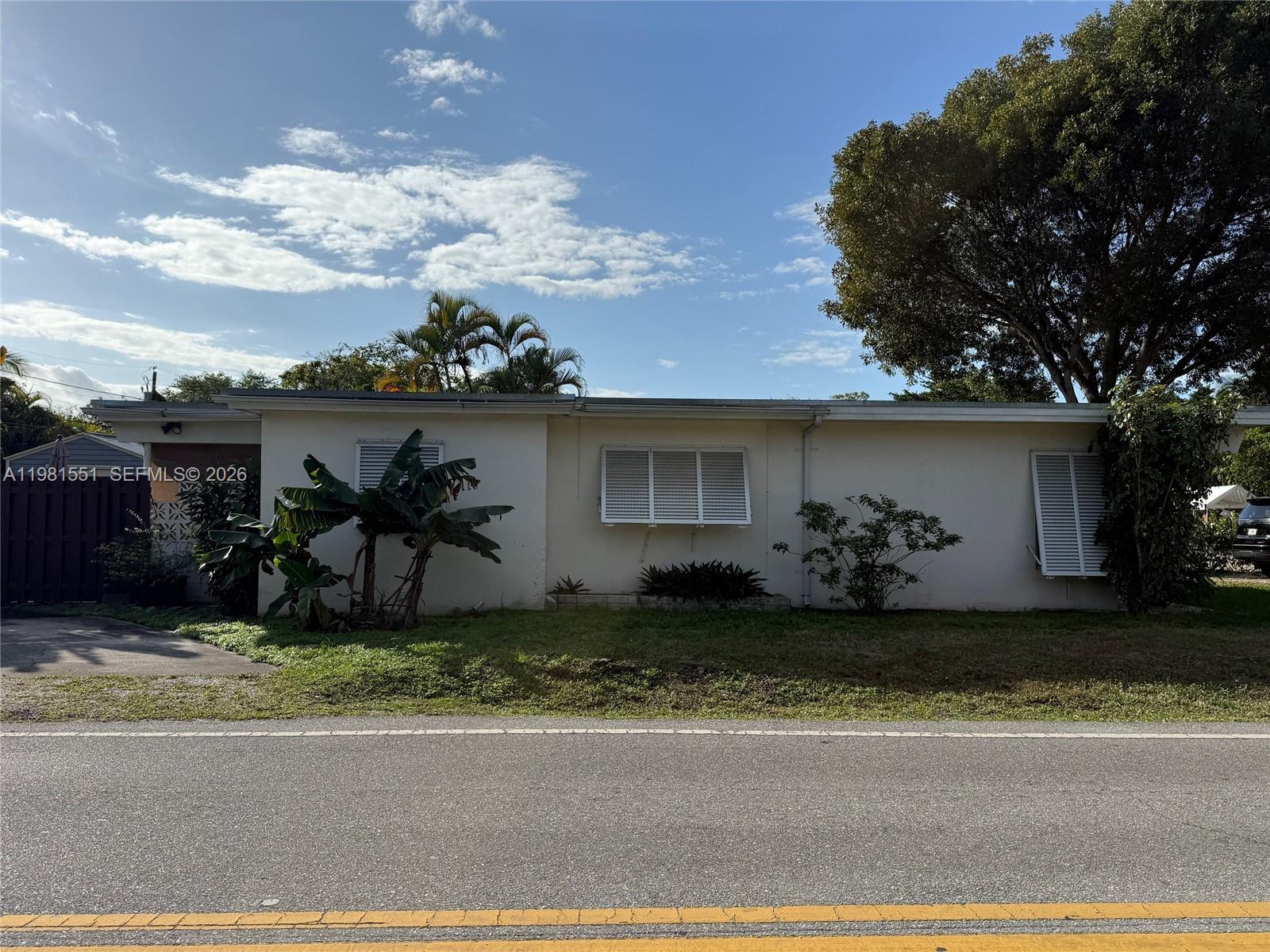 1544 NW 4th Ave Fort Lauderdale, FL 33311