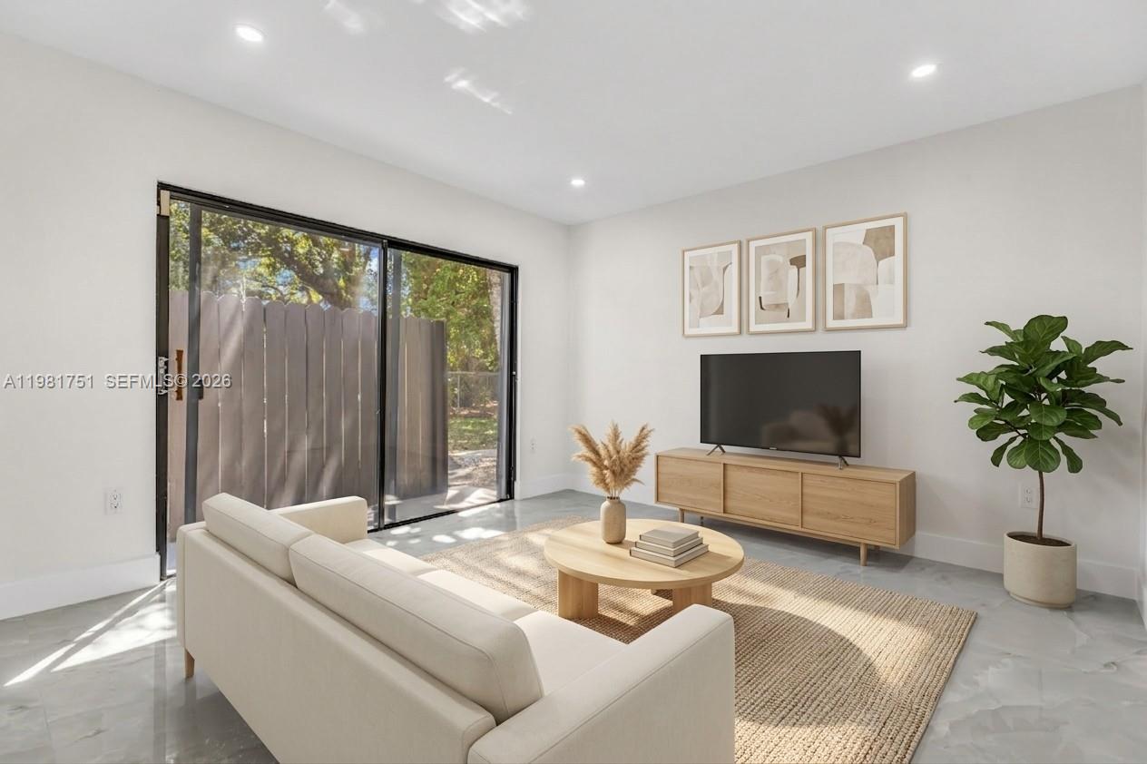 9332 SW 132nd St Miami, FL 33176