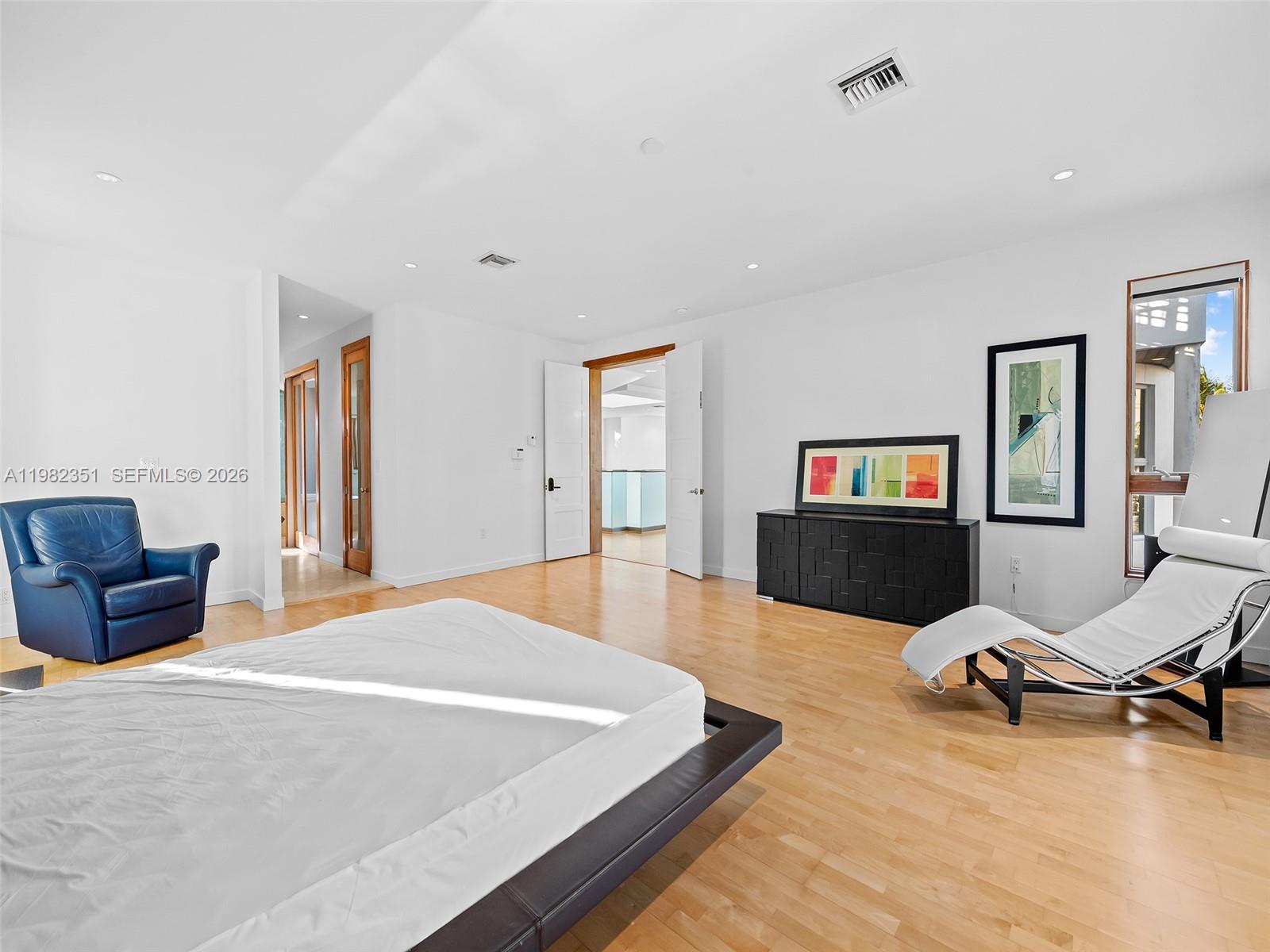 450 Victoria Ter Fort Lauderdale, FL 33301