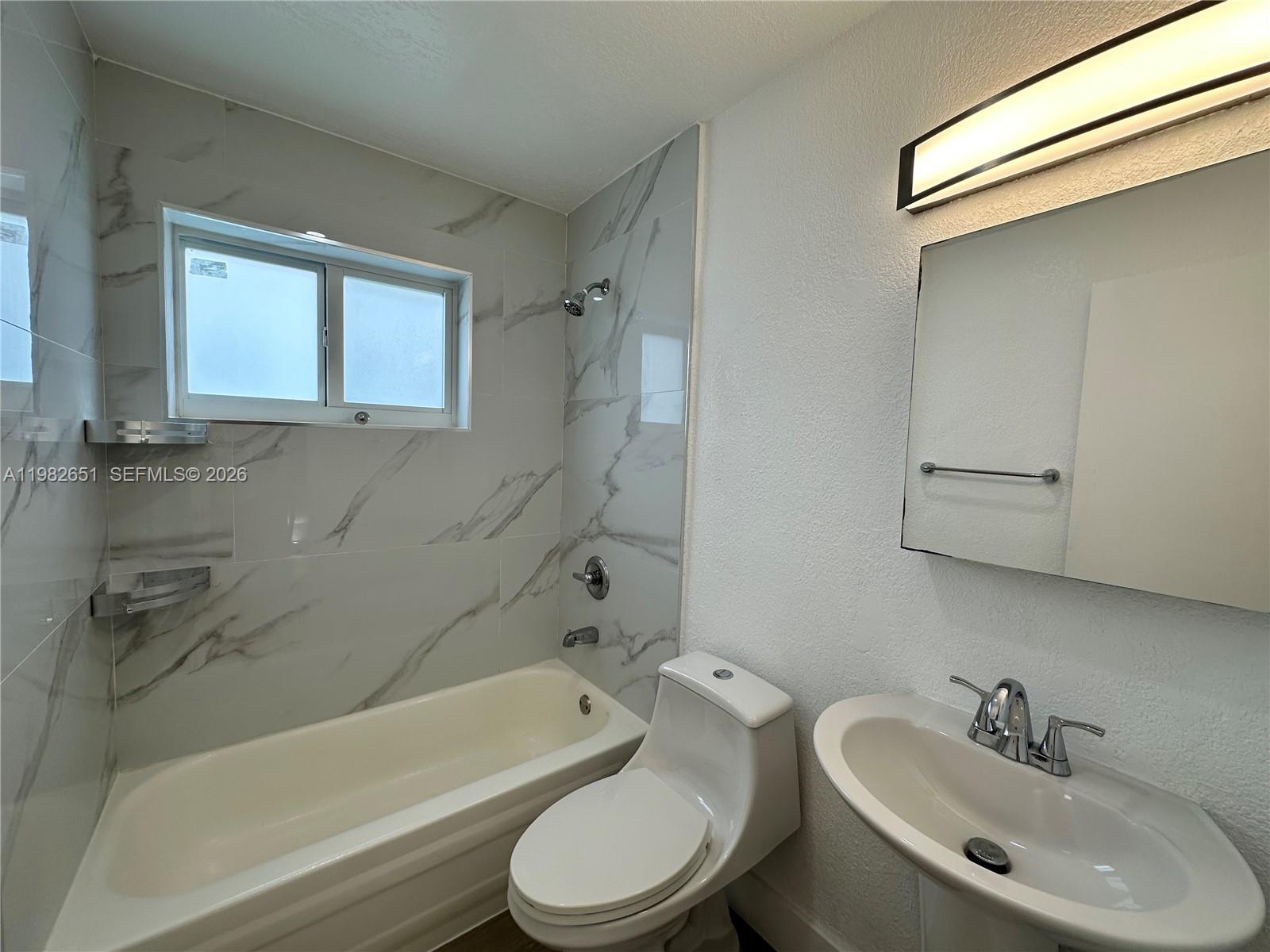 913 NE 17th St #8 Fort Lauderdale, FL 33305