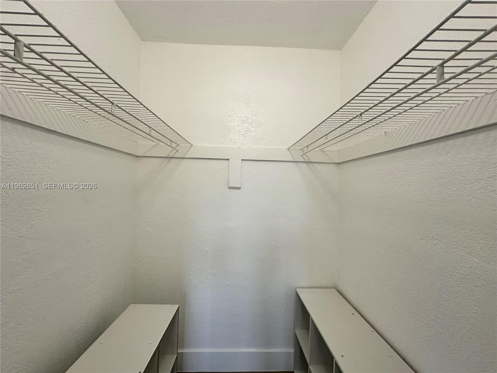 913 NE 17th St #8 Fort Lauderdale, FL 33305