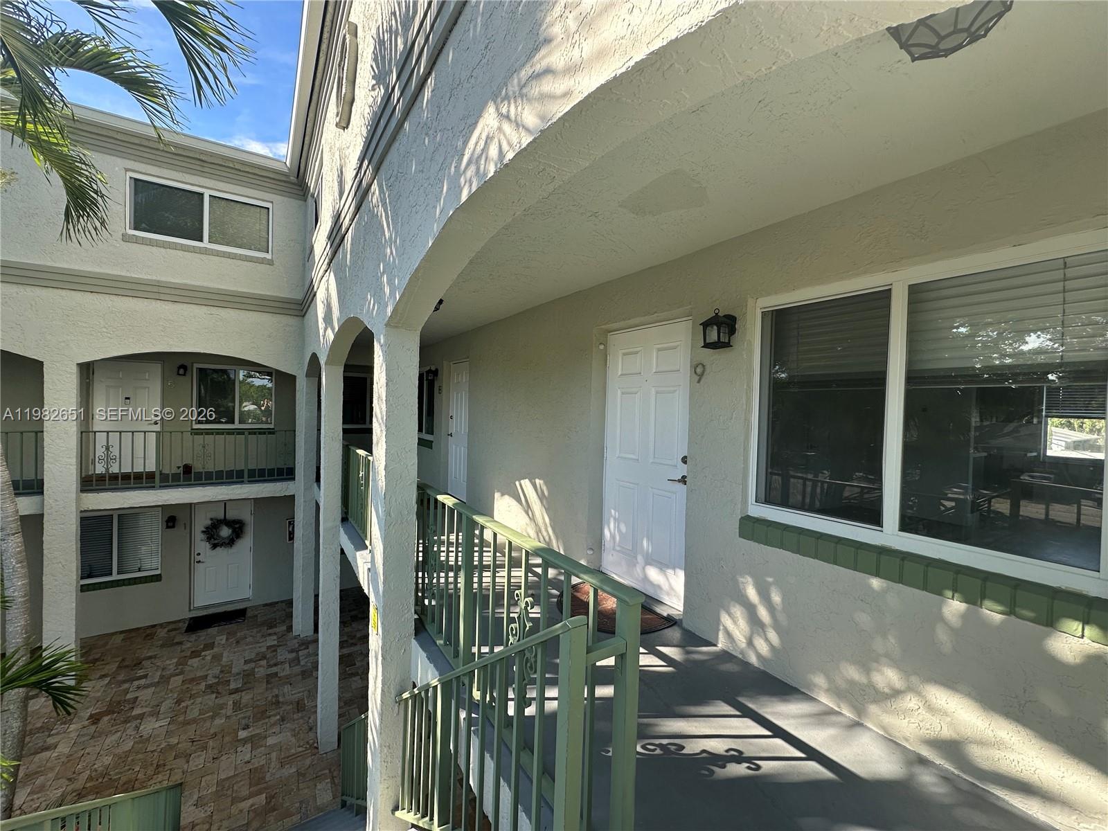 913 NE 17th St #8 Fort Lauderdale, FL 33305