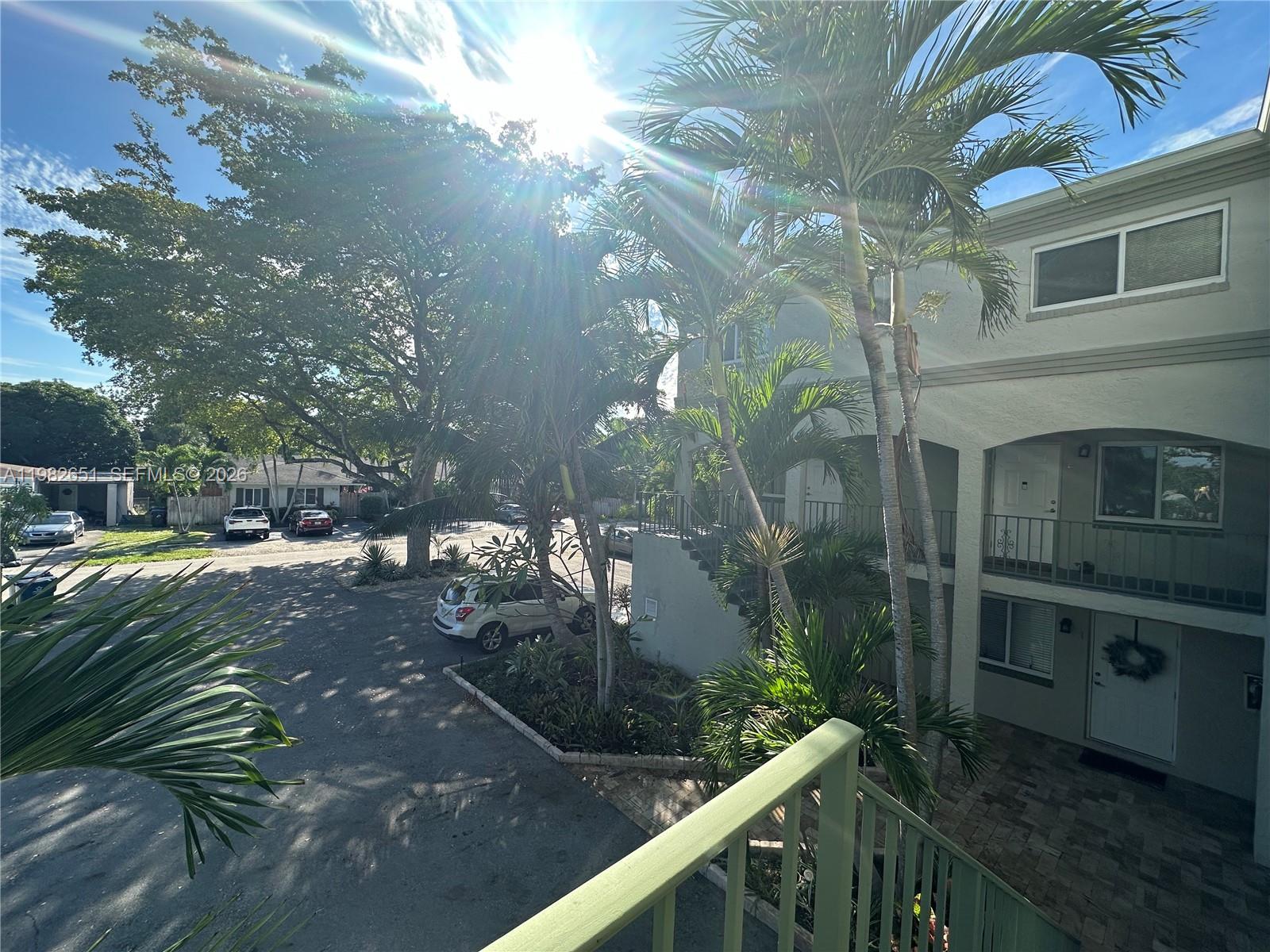 913 NE 17th St #8 Fort Lauderdale, FL 33305