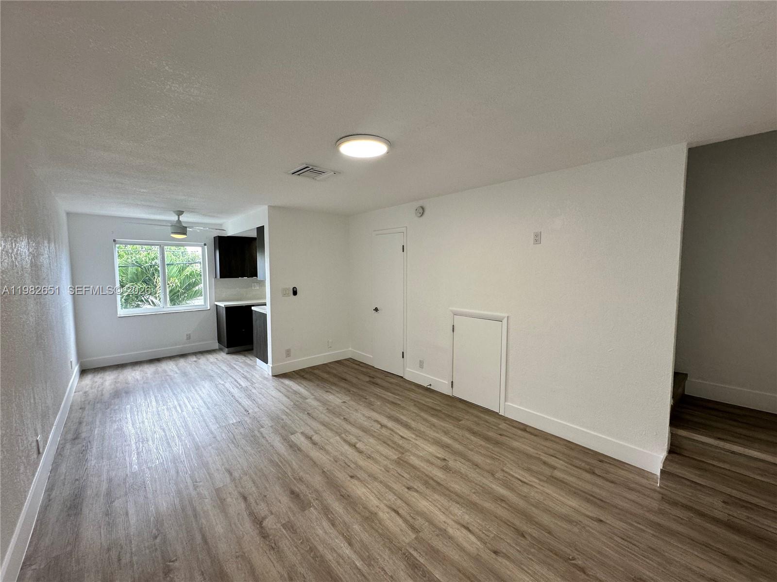 913 NE 17th St #8 Fort Lauderdale, FL 33305