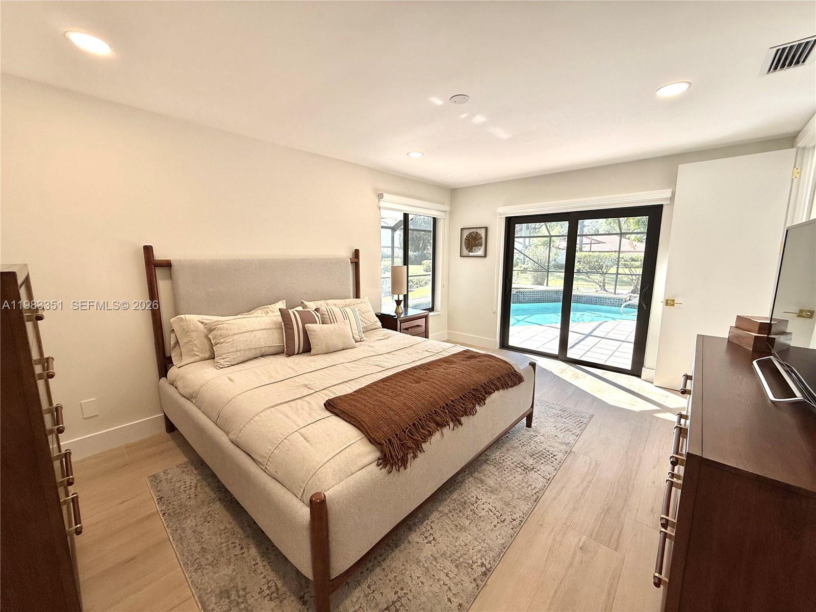 670 Deer Crk Holw Cir Deerfield Beach, FL 33442