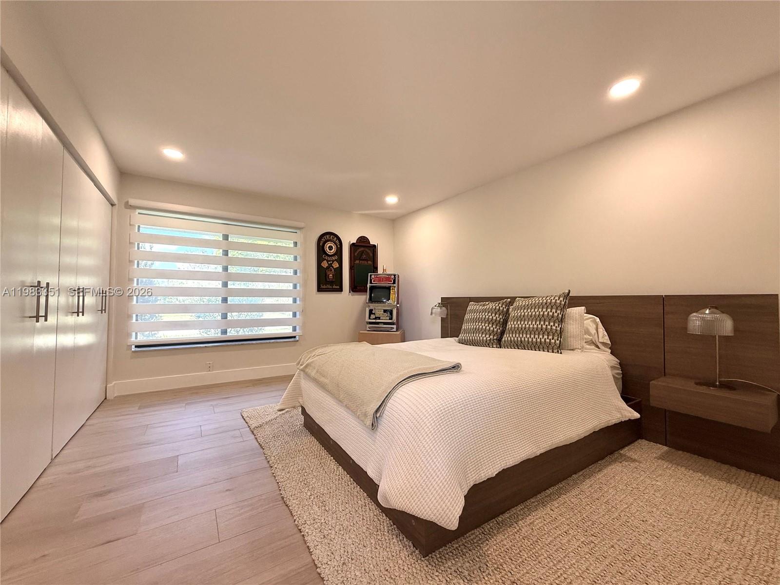 670 Deer Crk Holw Cir Deerfield Beach, FL 33442