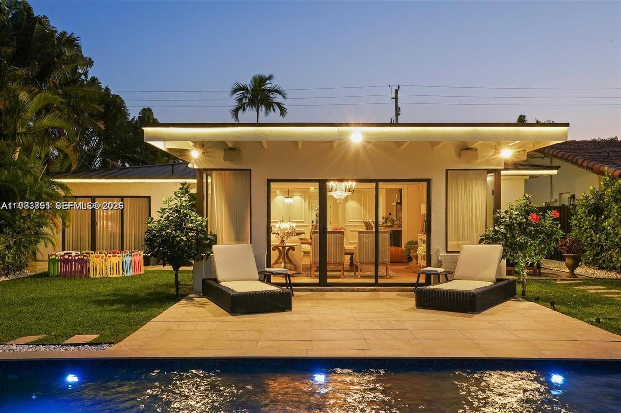 1625 Daytonia Rd Miami Beach, FL 33141