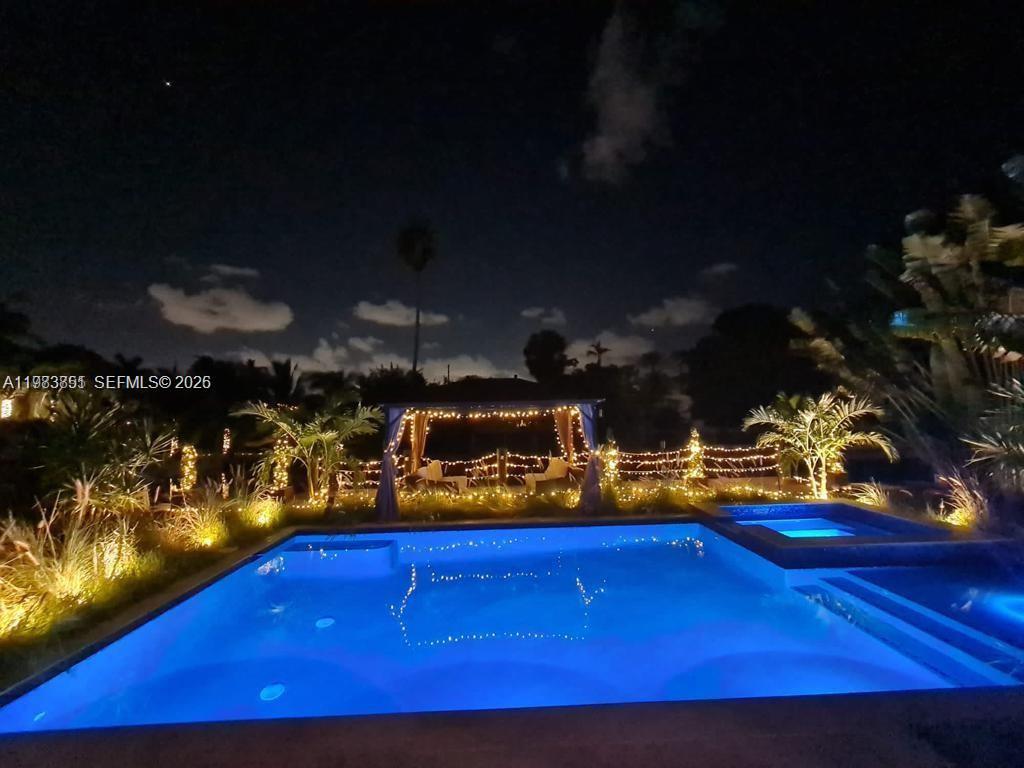 1625 Daytonia Rd Miami Beach, FL 33141