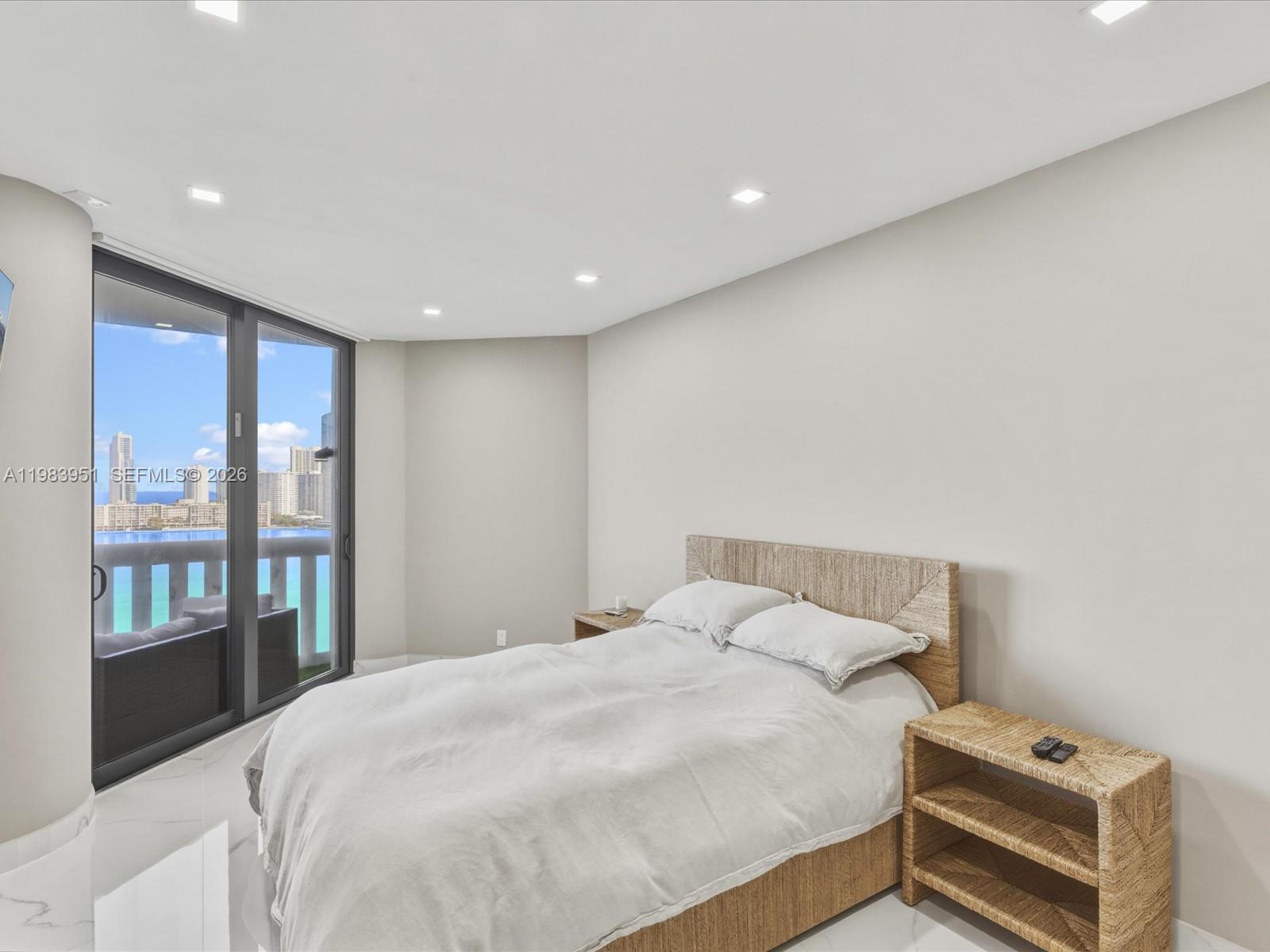 3000 Island Blvd #1501 Aventura, FL 33160