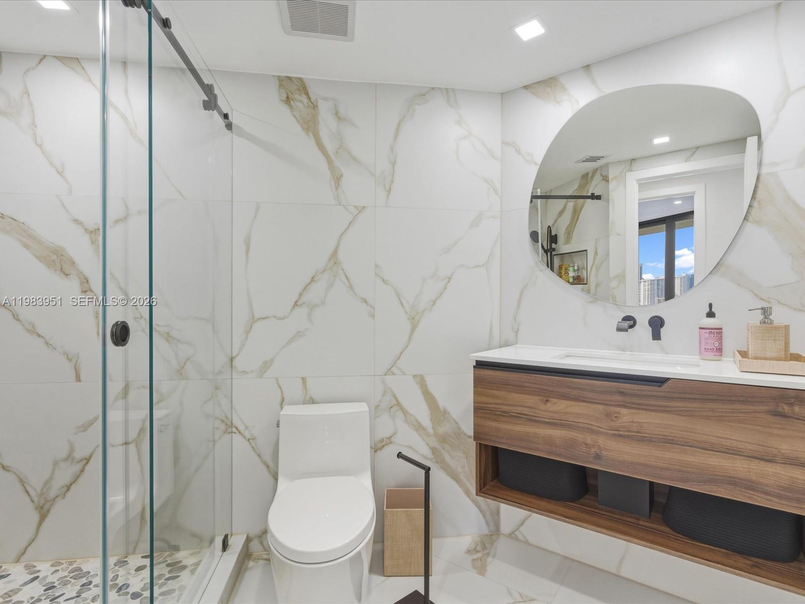 3000 Island Blvd #1501 Aventura, FL 33160