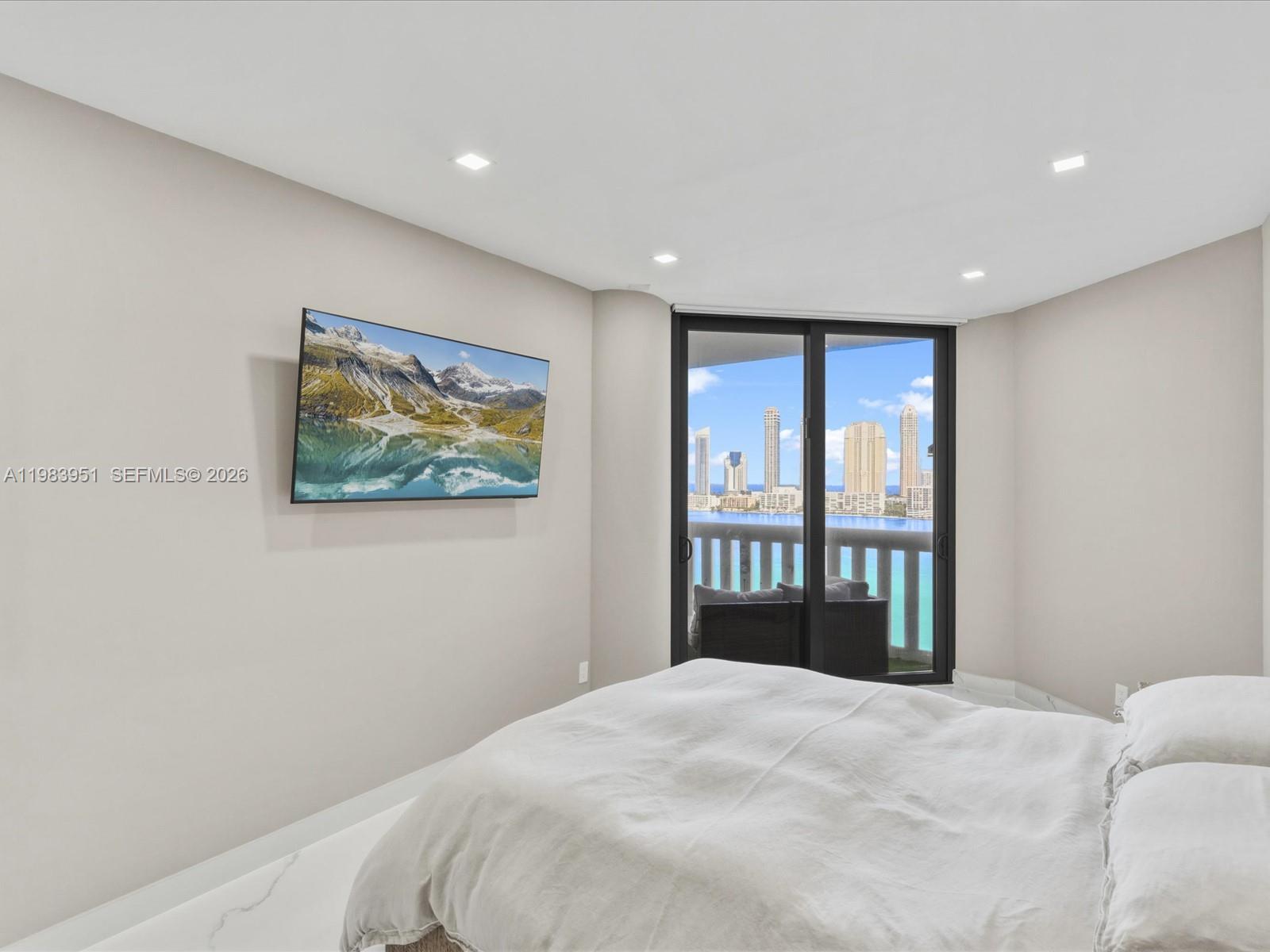 3000 Island Blvd #1501 Aventura, FL 33160