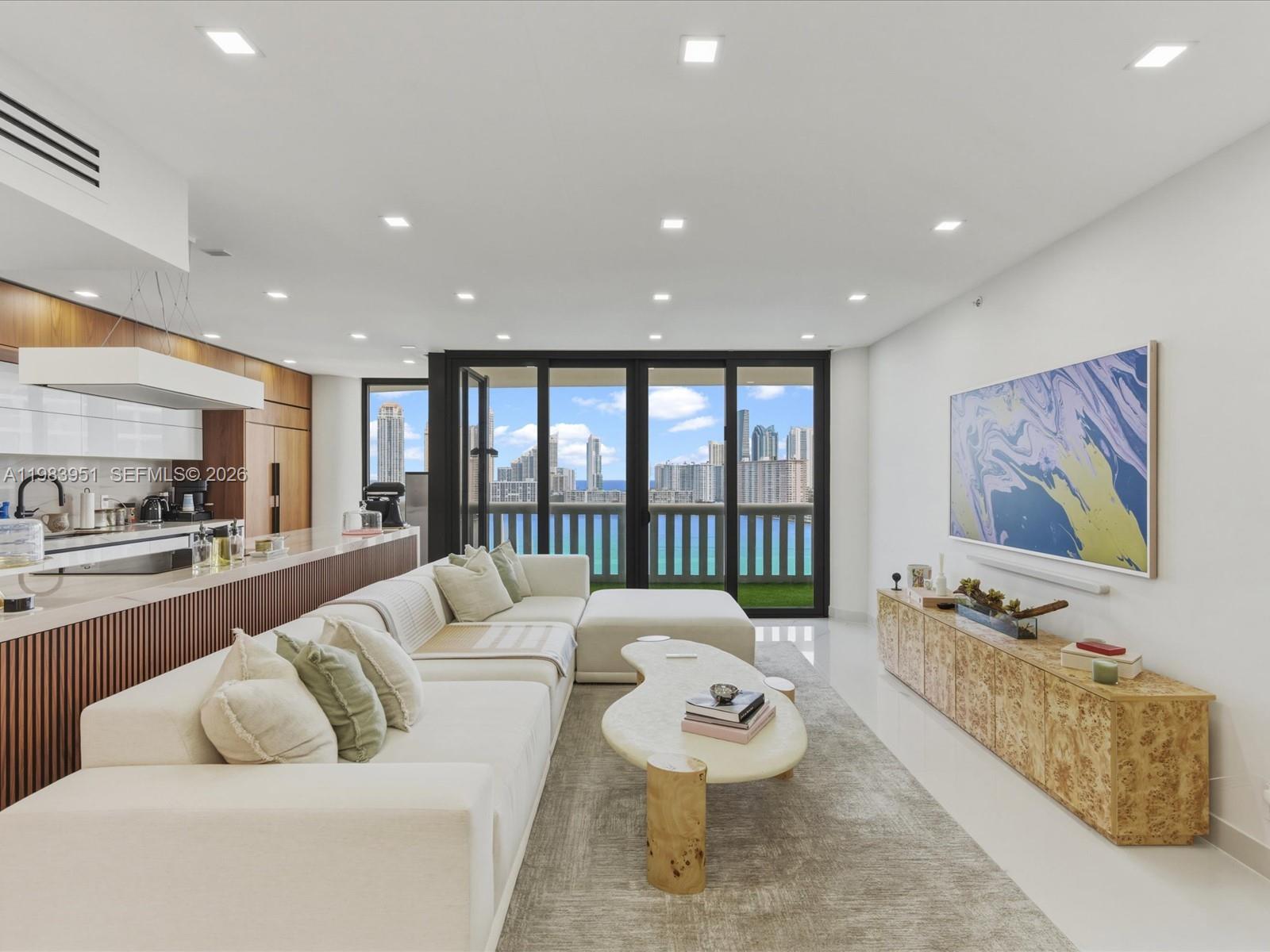 3000 Island Blvd #1501 Aventura, FL 33160