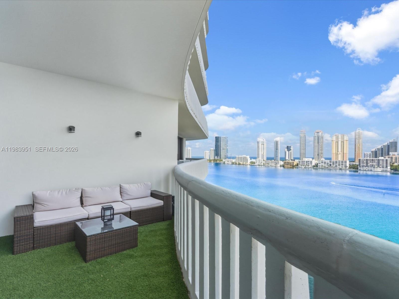 3000 Island Blvd #1501 Aventura, FL 33160