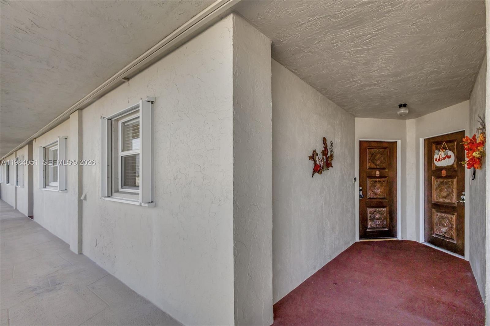 801 Lake Shr Dr #403 Lake Park, FL 33403