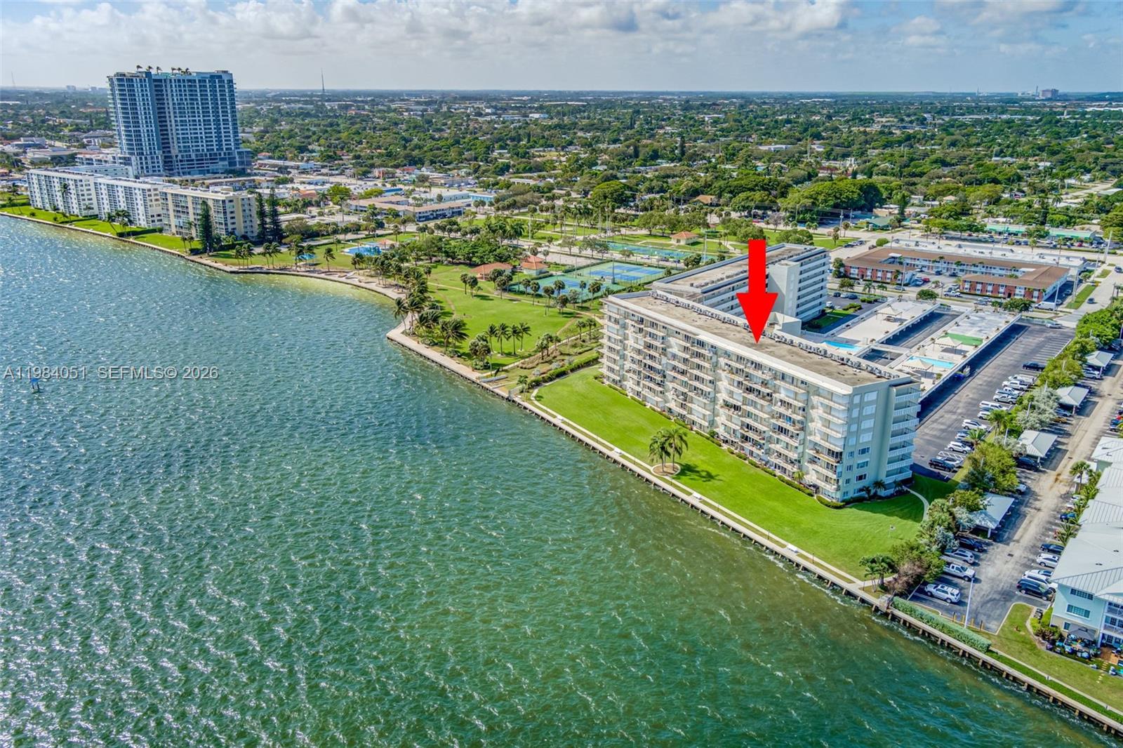 801 Lake Shr Dr #403 Lake Park, FL 33403