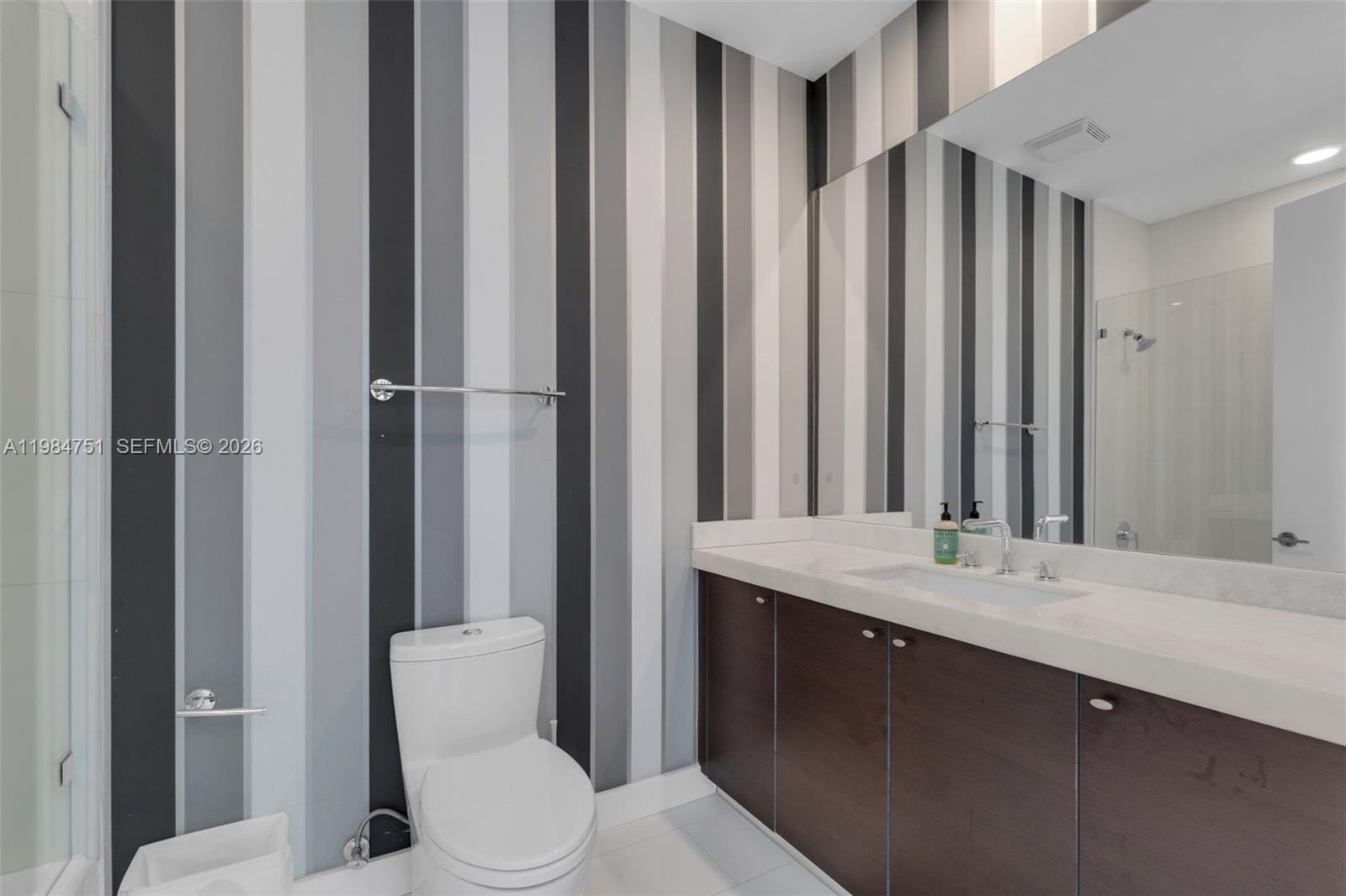 900 Brickell Key Blvd #2904 Miami, FL 33131