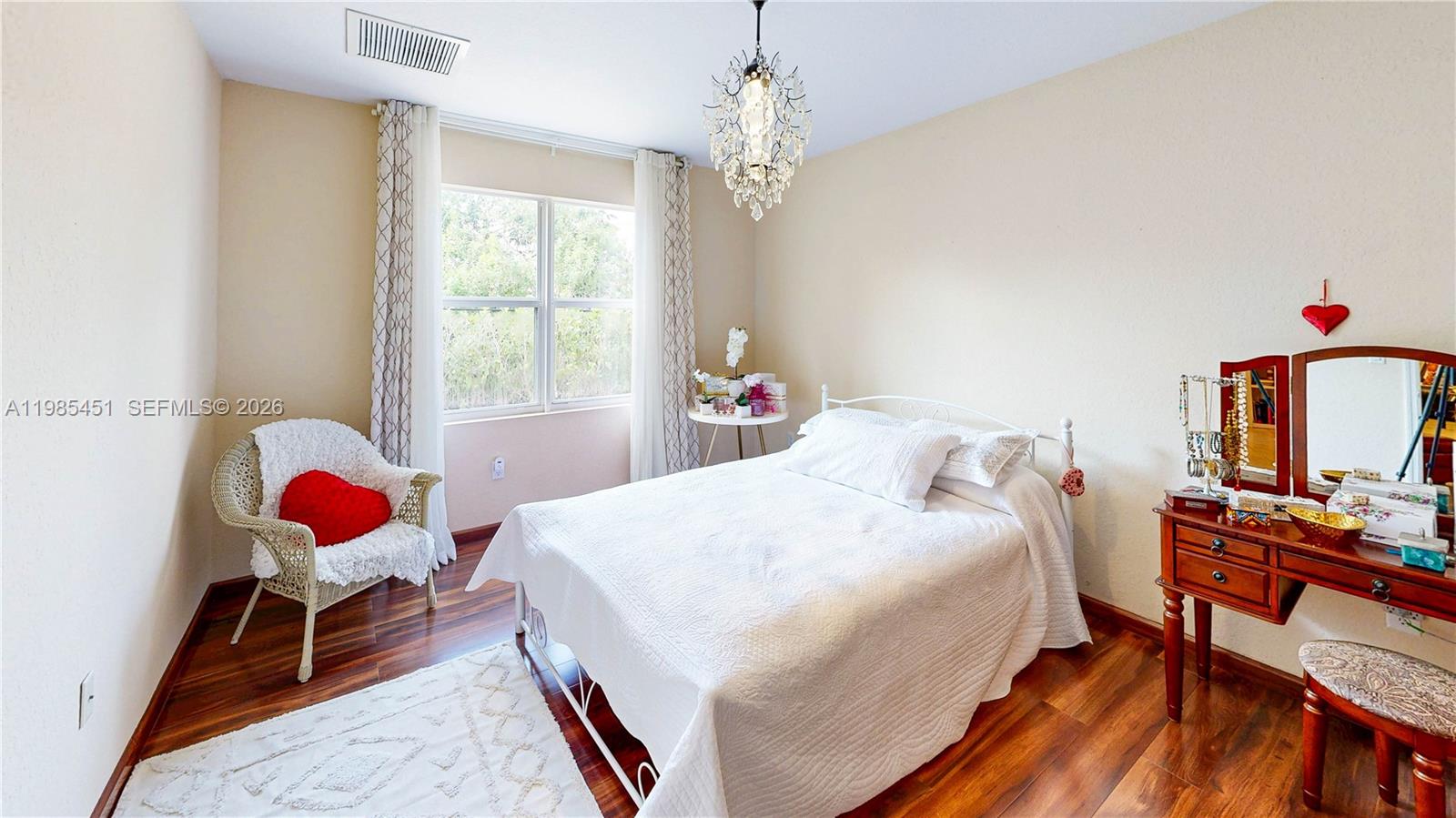 3090 SE 7th Ct Homestead, FL 33033