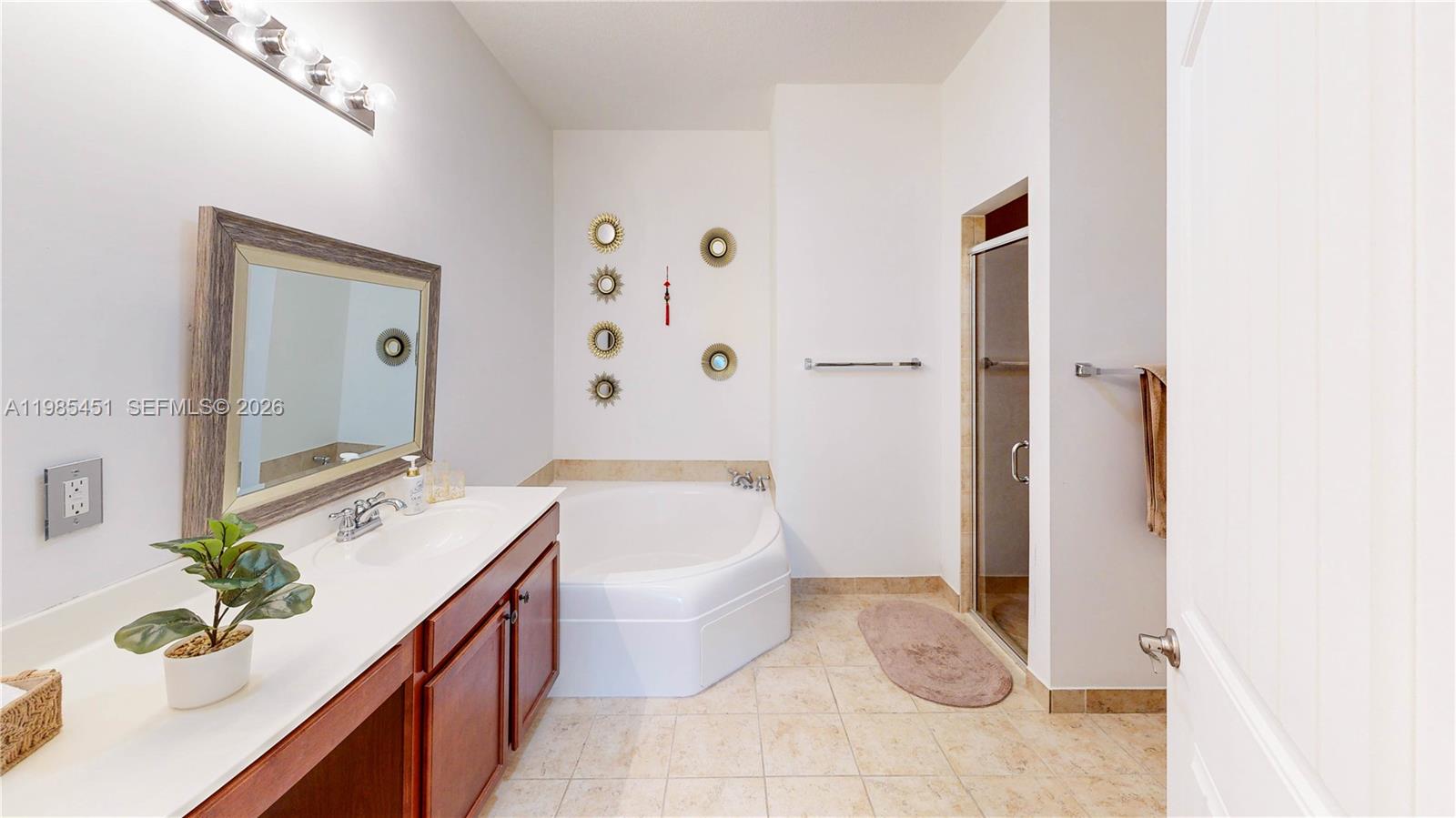 3090 SE 7th Ct Homestead, FL 33033