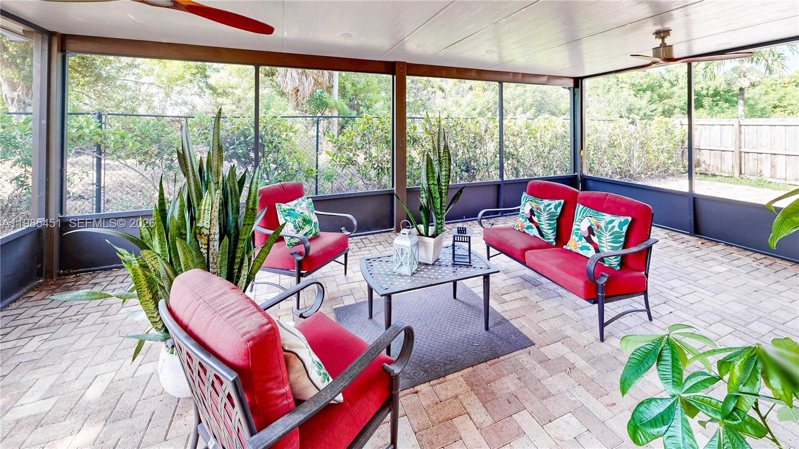 3090 SE 7th Ct Homestead, FL 33033