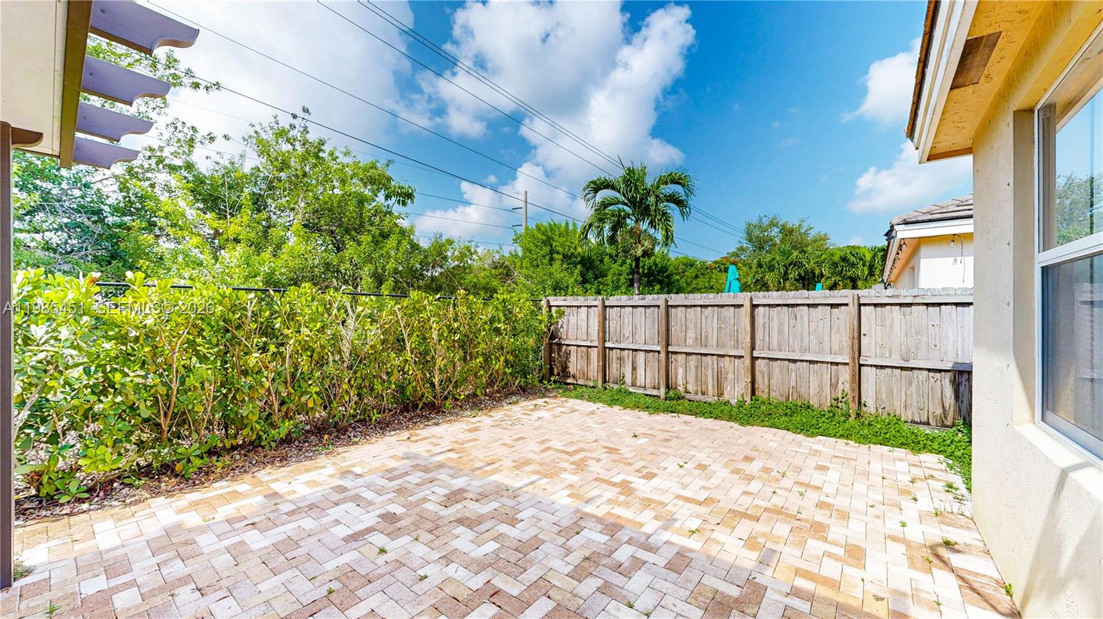 3090 SE 7th Ct Homestead, FL 33033