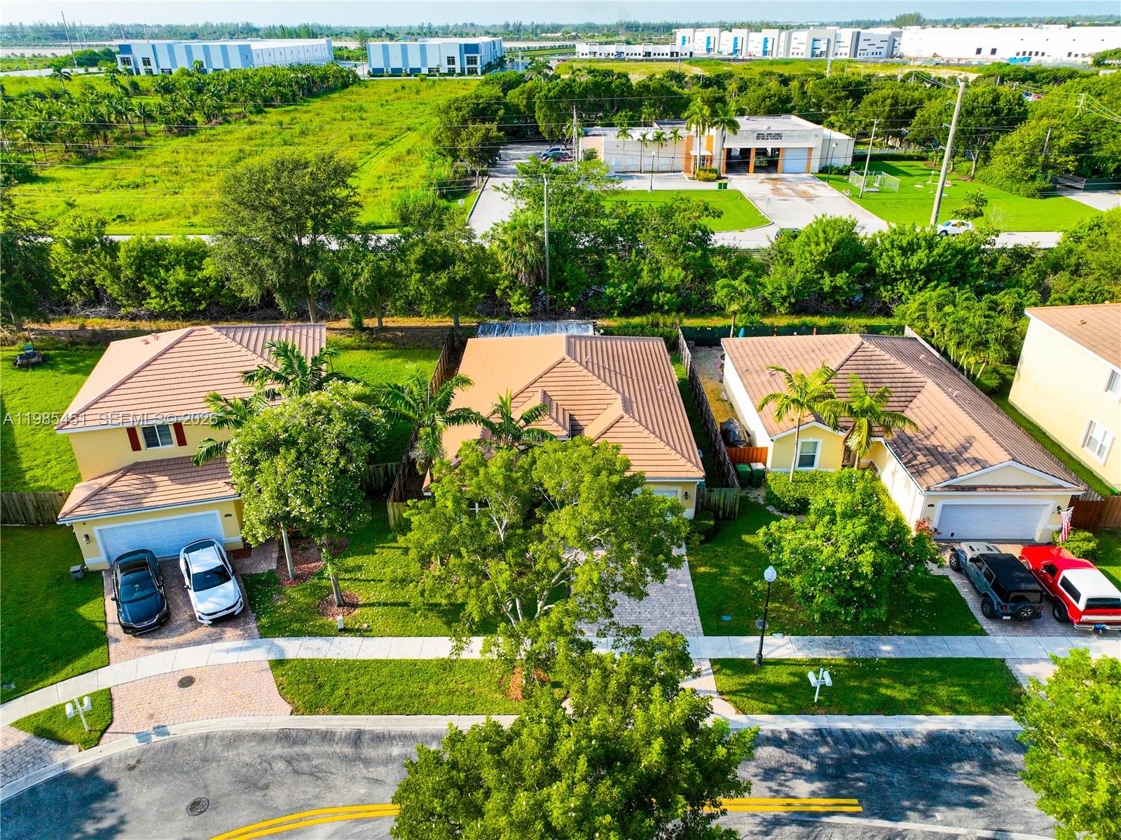 3090 SE 7th Ct Homestead, FL 33033