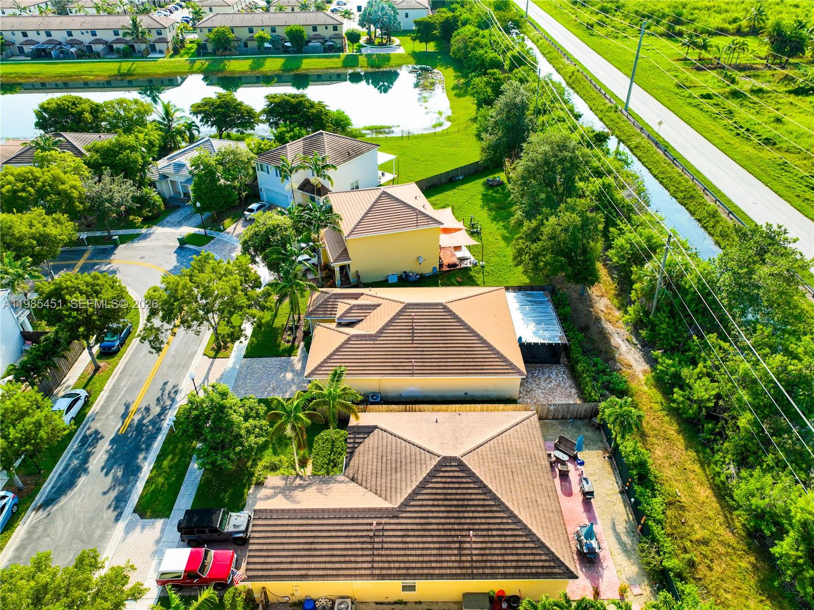 3090 SE 7th Ct Homestead, FL 33033