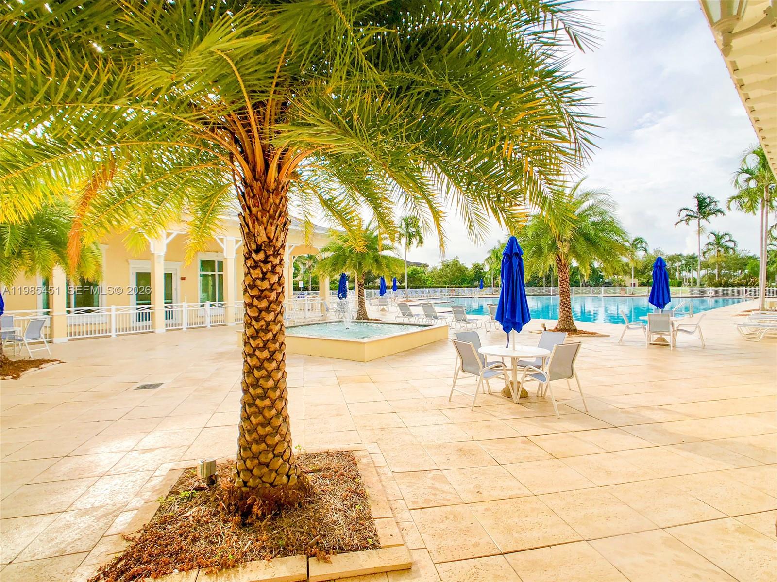 3090 SE 7th Ct Homestead, FL 33033