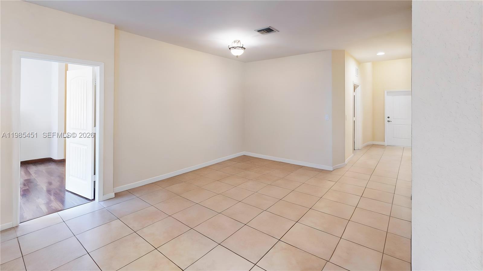 3090 SE 7th Ct Homestead, FL 33033