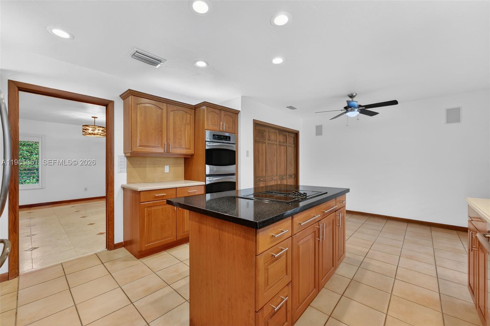 8263 SW 160th St Palmetto Bay, FL 33157