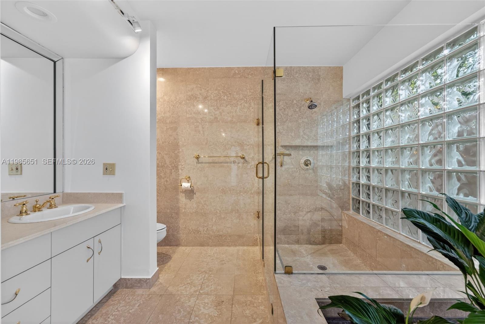 8263 SW 160th St Palmetto Bay, FL 33157