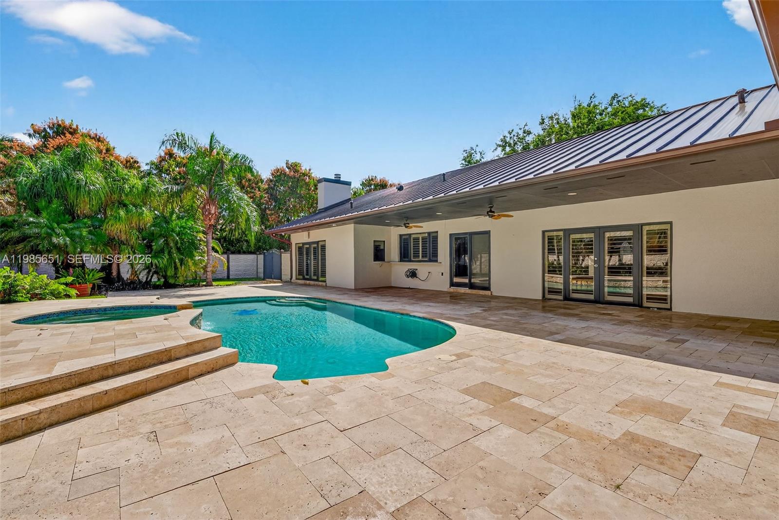 8263 SW 160th St Palmetto Bay, FL 33157