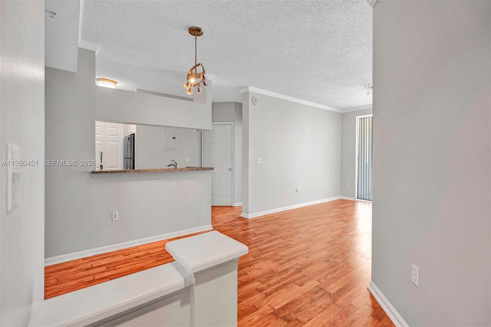 image Porto Bellagio Condo1