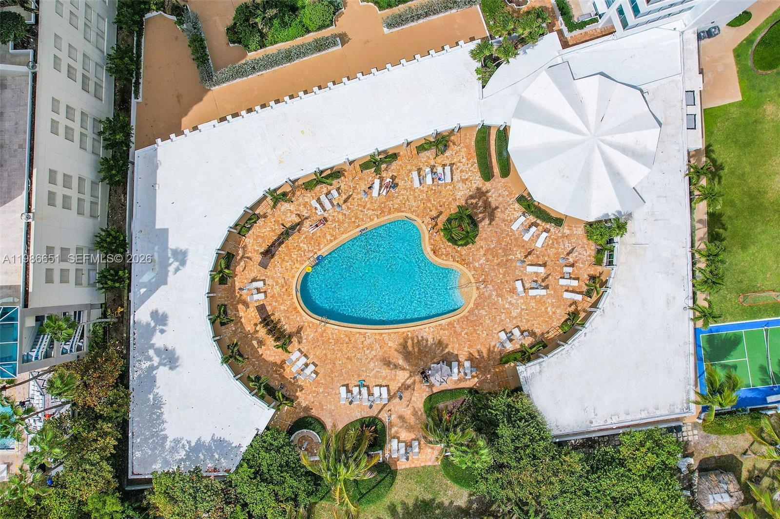 5055 Collins Ave #5M Miami Beach, FL 33140