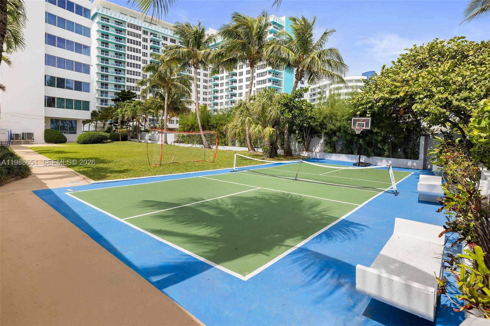 5055 Collins Ave #5M Miami Beach, FL 33140