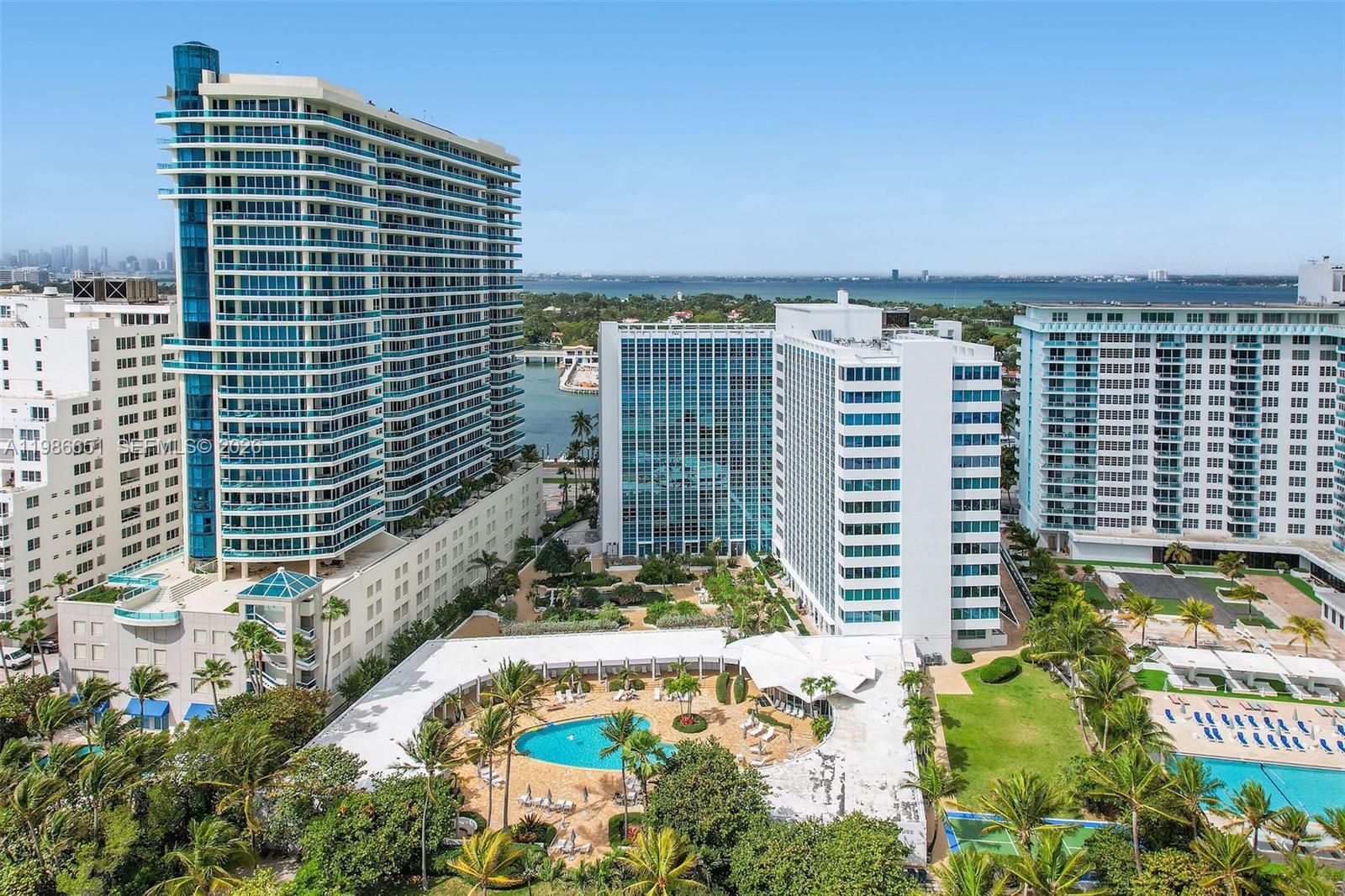 5055 Collins Ave #5M Miami Beach, FL 33140