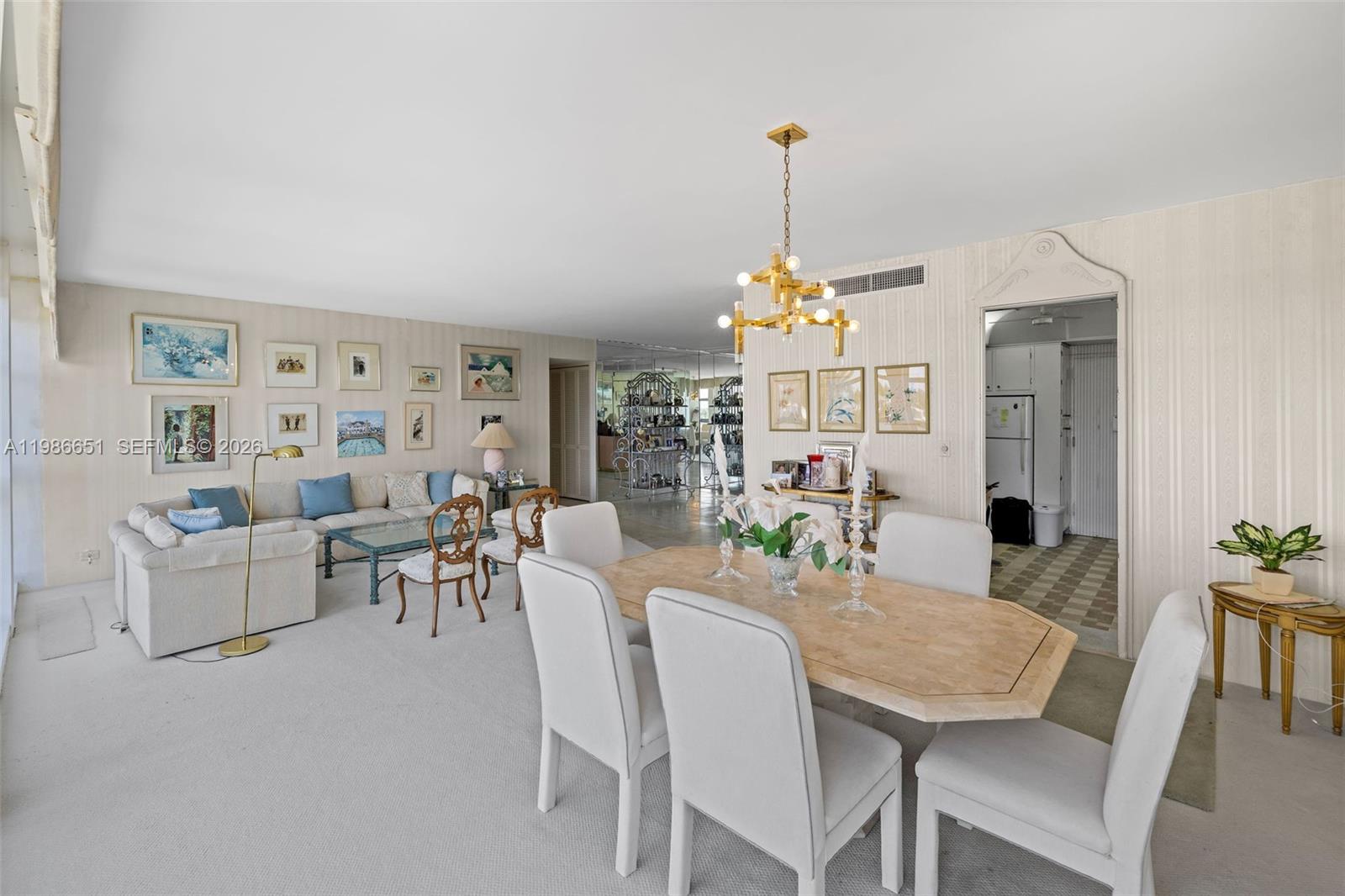 5055 Collins Ave #5M Miami Beach, FL 33140