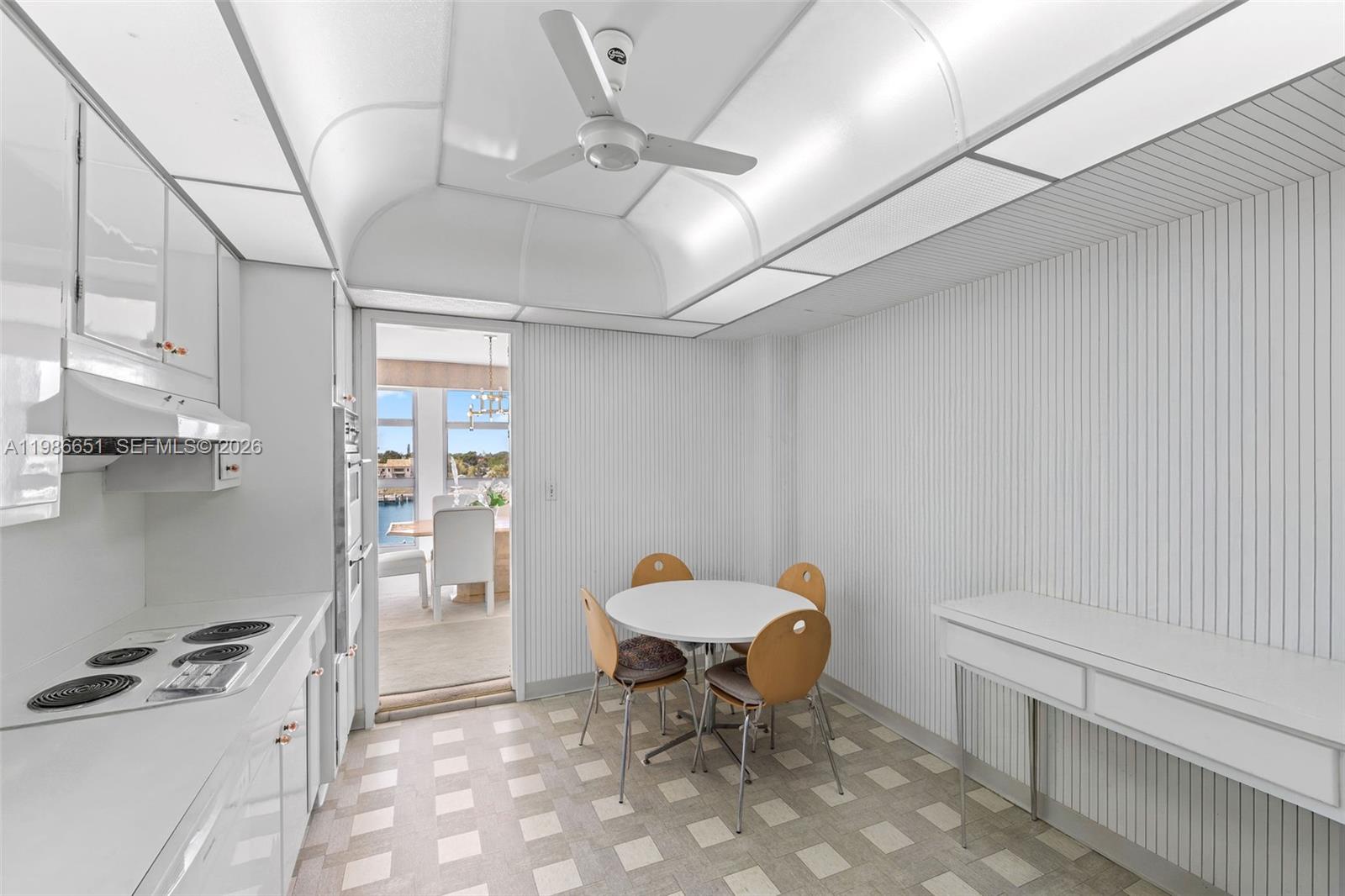 5055 Collins Ave #5M Miami Beach, FL 33140