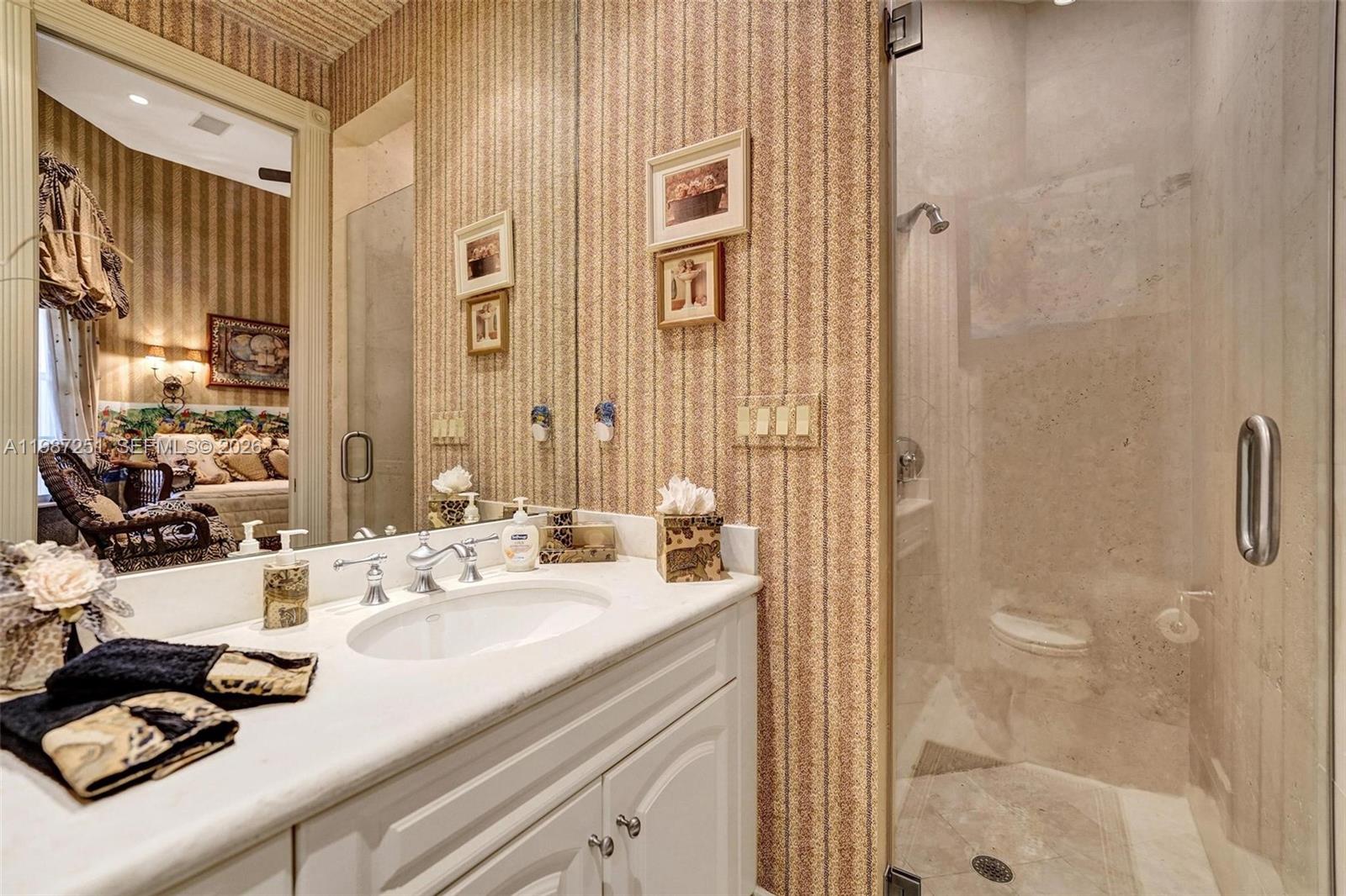 10813 Blackhawk St Plantation, FL 33324