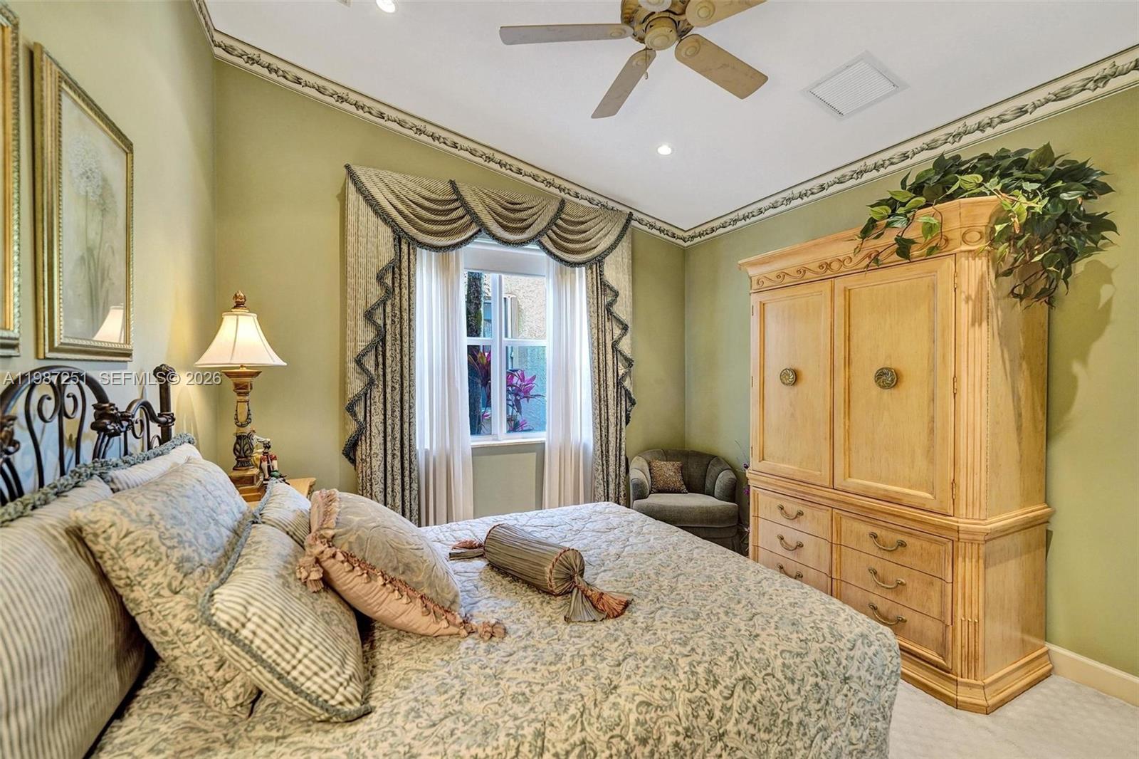 10813 Blackhawk St Plantation, FL 33324