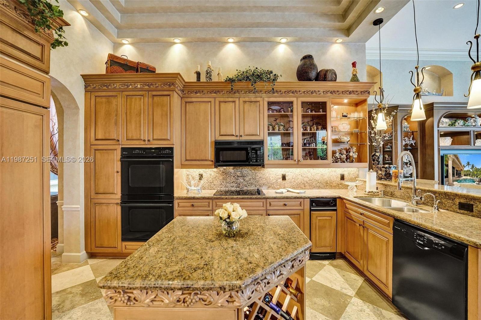 10813 Blackhawk St Plantation, FL 33324